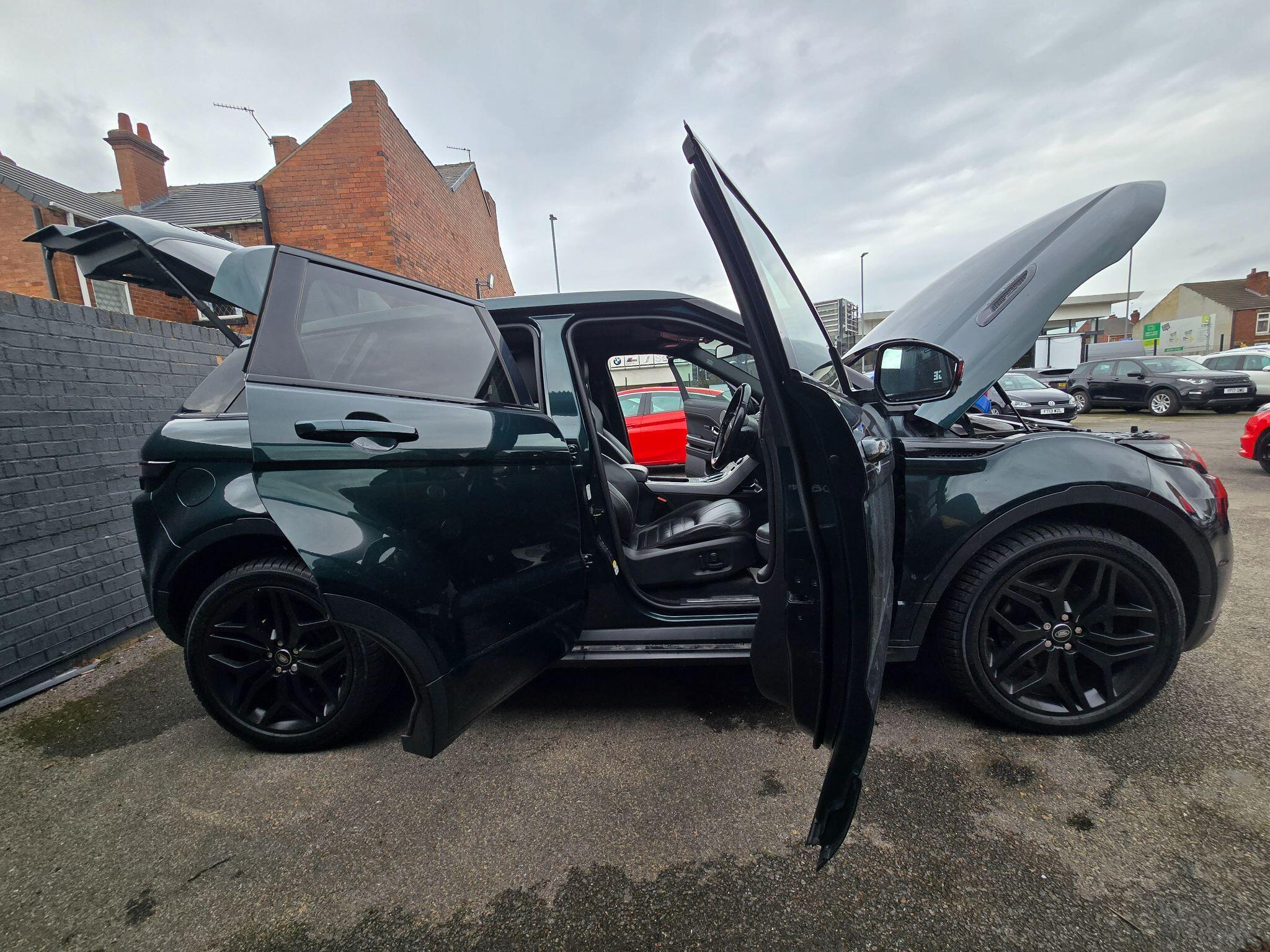 Land Rover Range Rover Evoque - Image 18