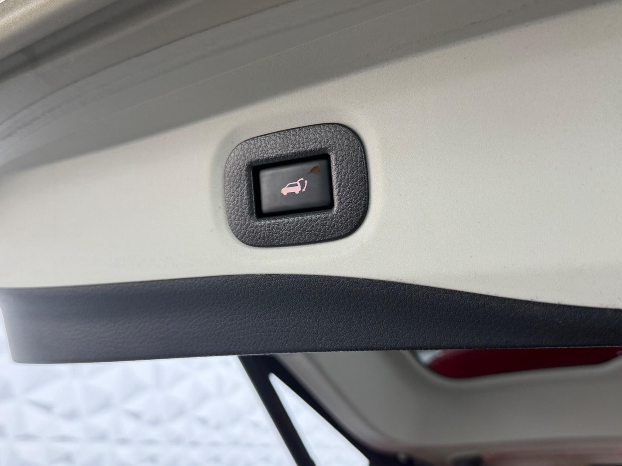 Nissan X-Trail - Image 13