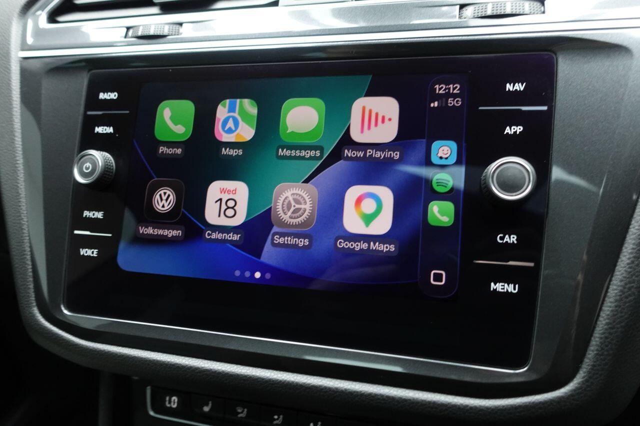 Volkswagen Tiguan - Image 34