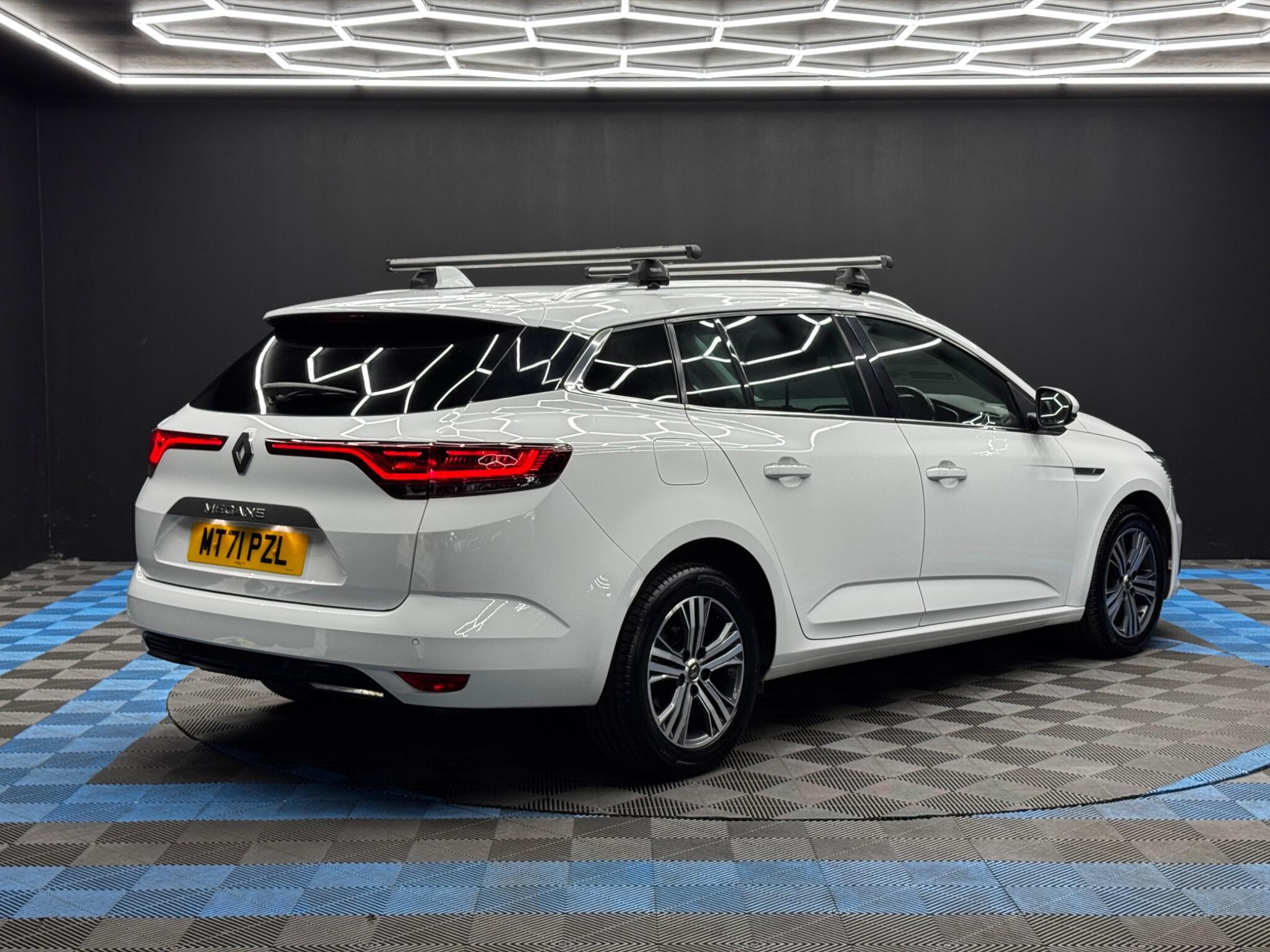 Renault Megane - Image 5