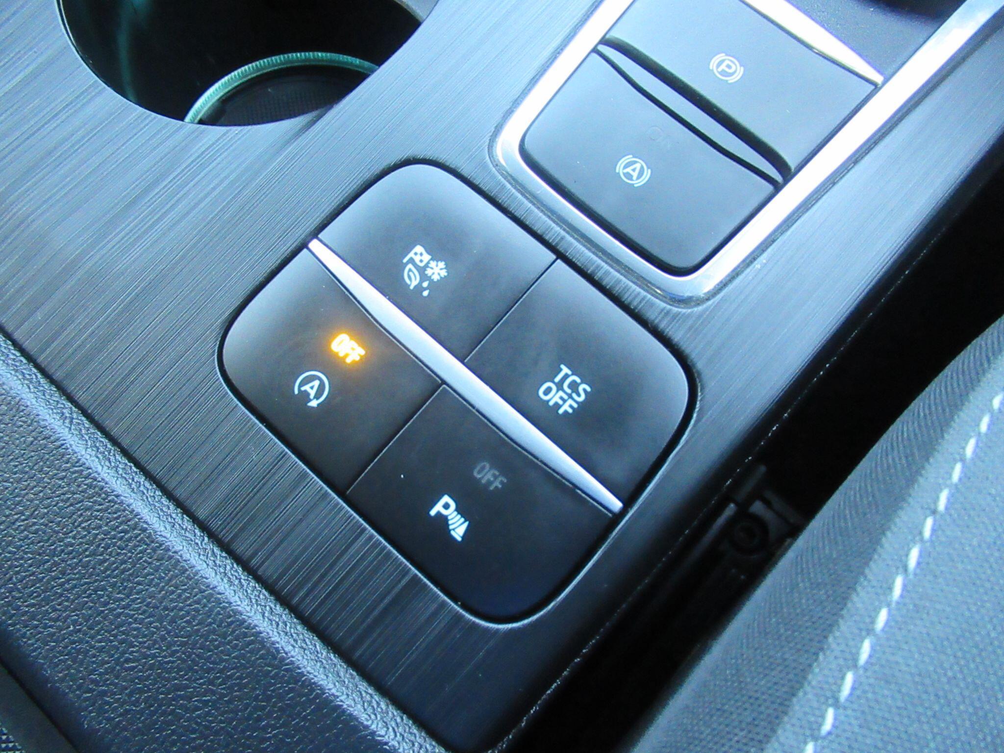 Ford Focus - Image 33