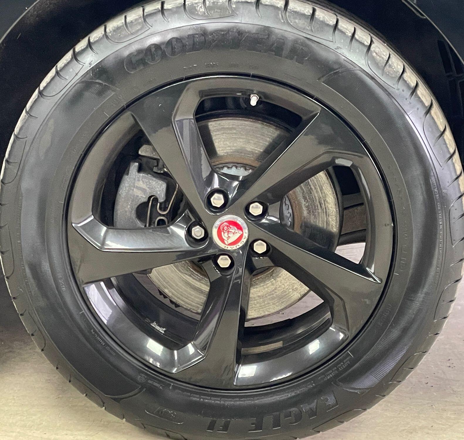 Jaguar F-Pace - Image 15