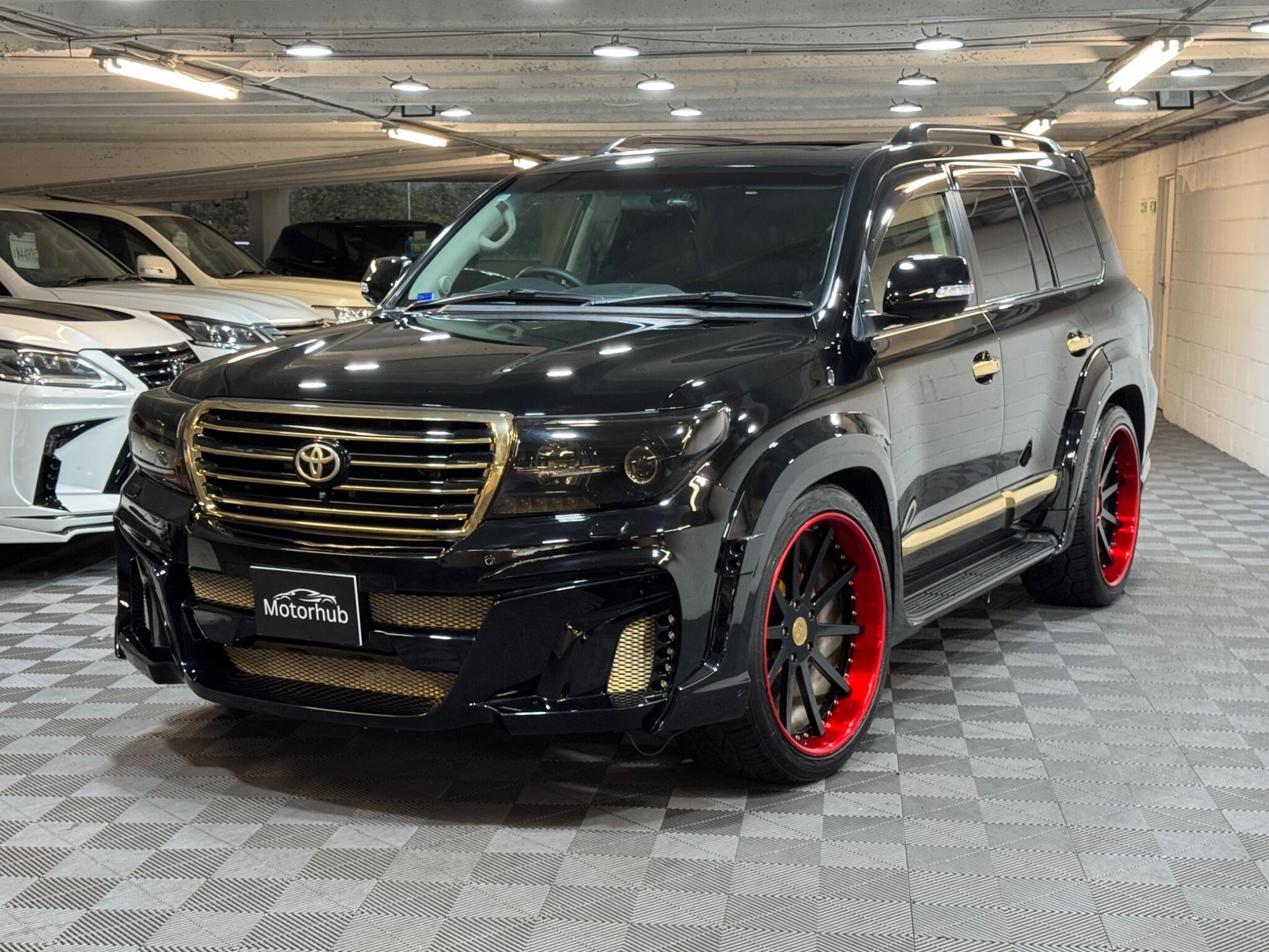 Toyota Land Cruiser - Image 21