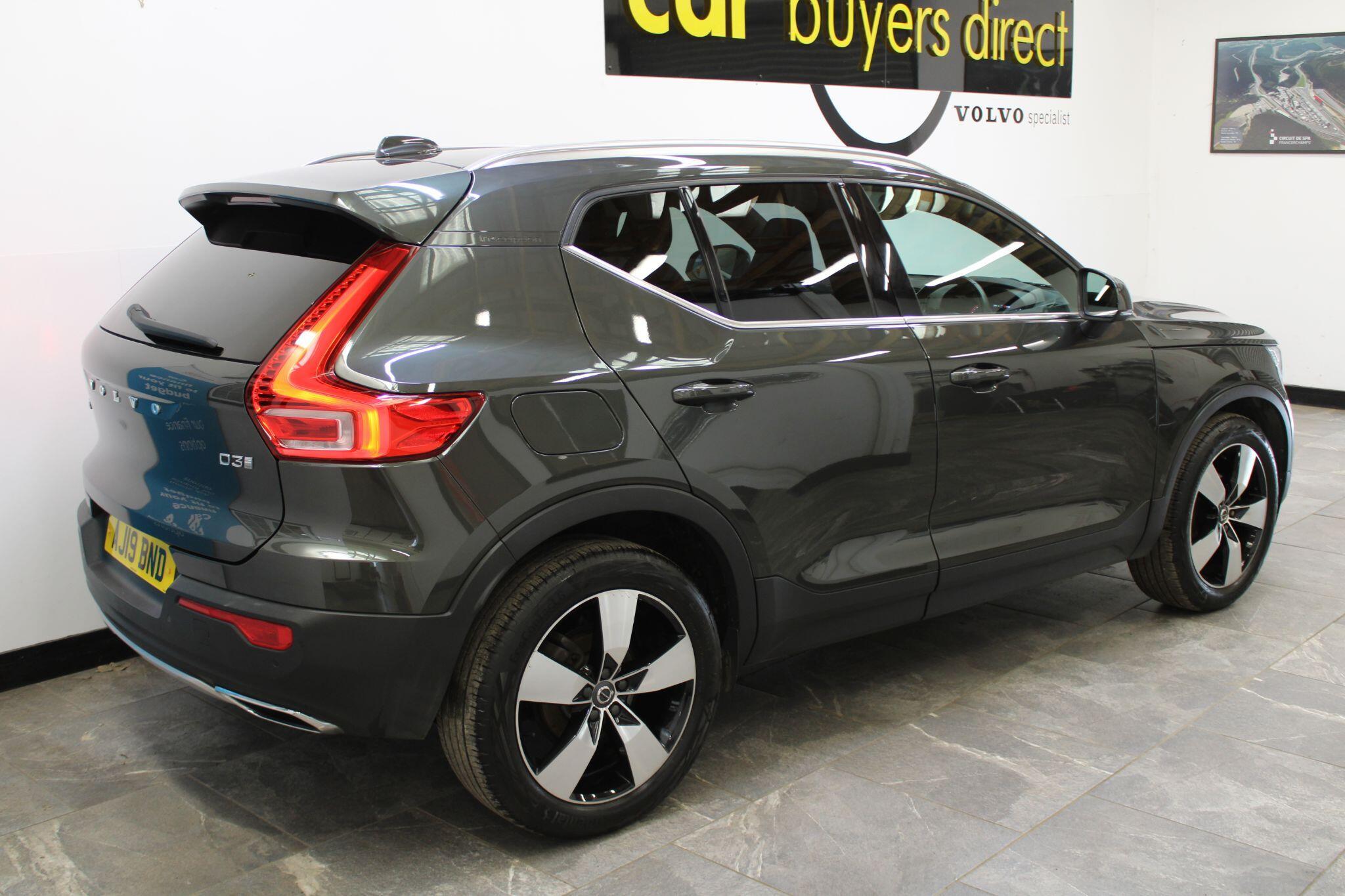 Volvo XC40 - Image 18