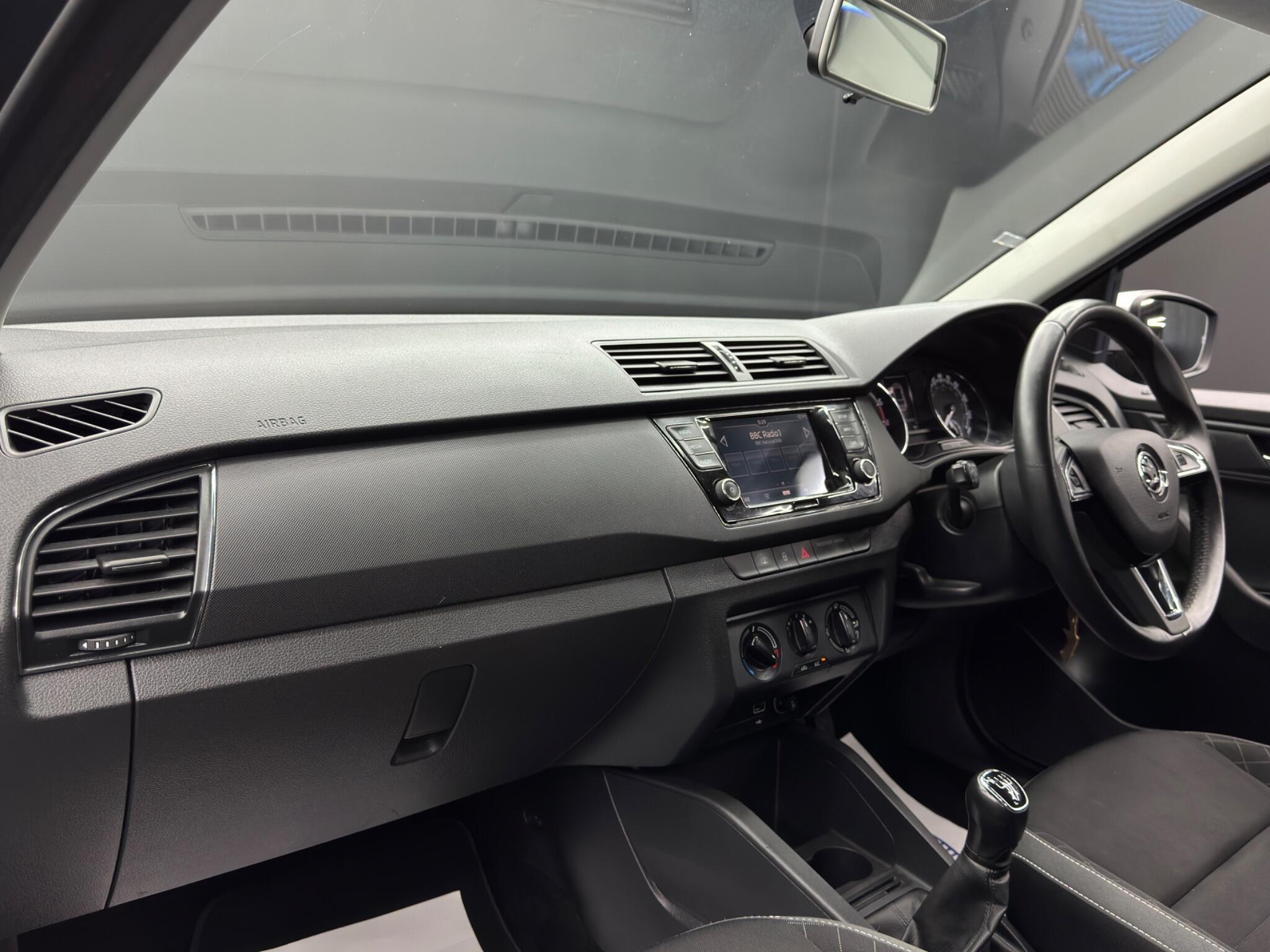 Skoda Fabia - Image 11