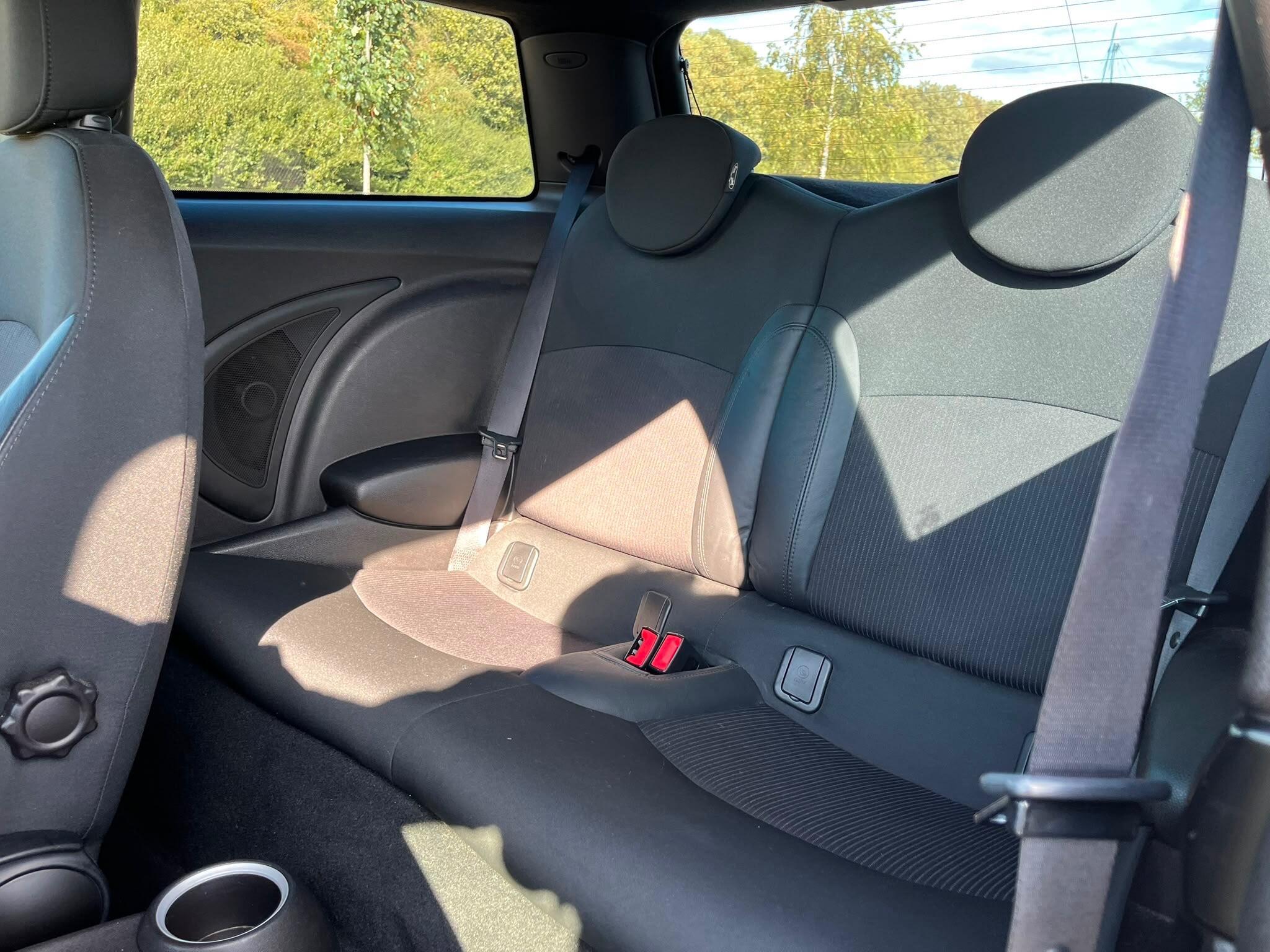 MINI Hatch - Image 8