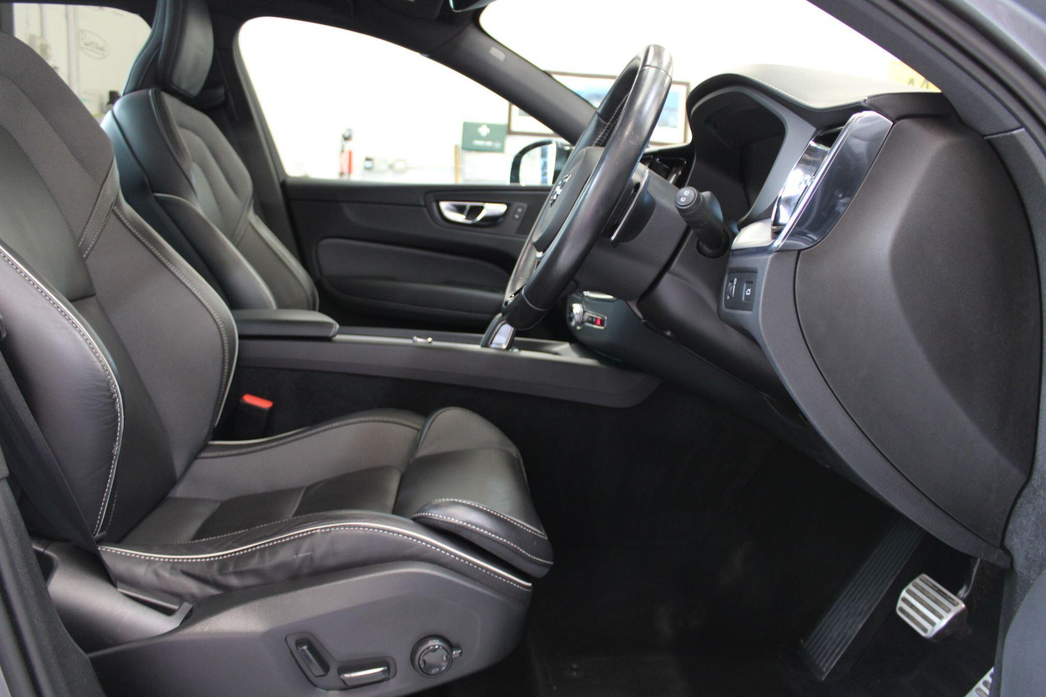 Volvo XC60 - Image 51