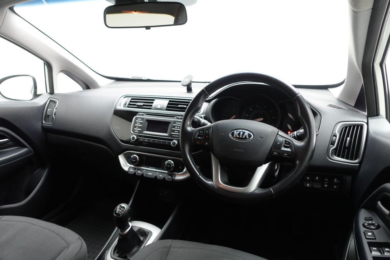 Kia Rio - Image 15