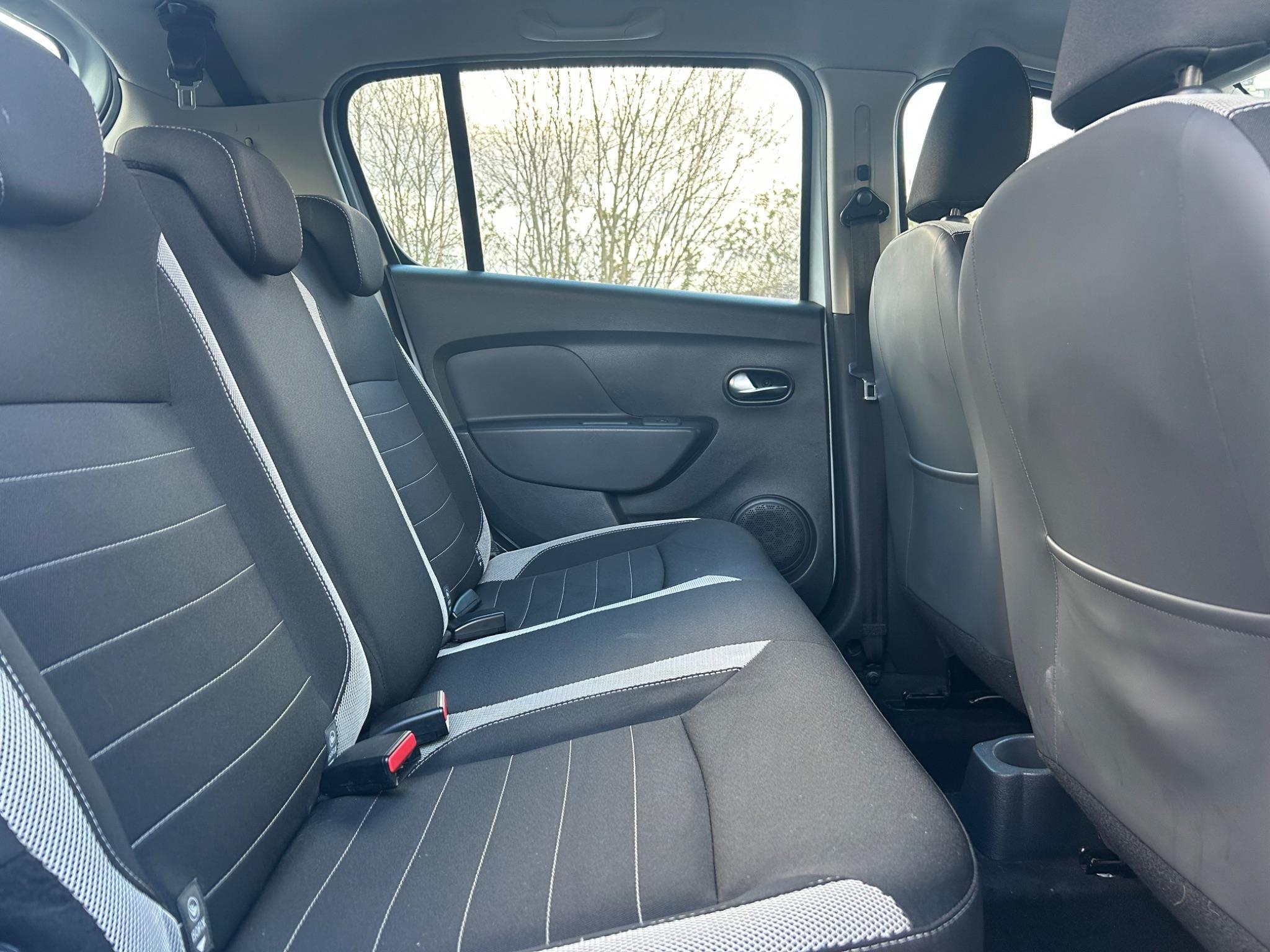 Dacia Sandero Stepway - Image 33