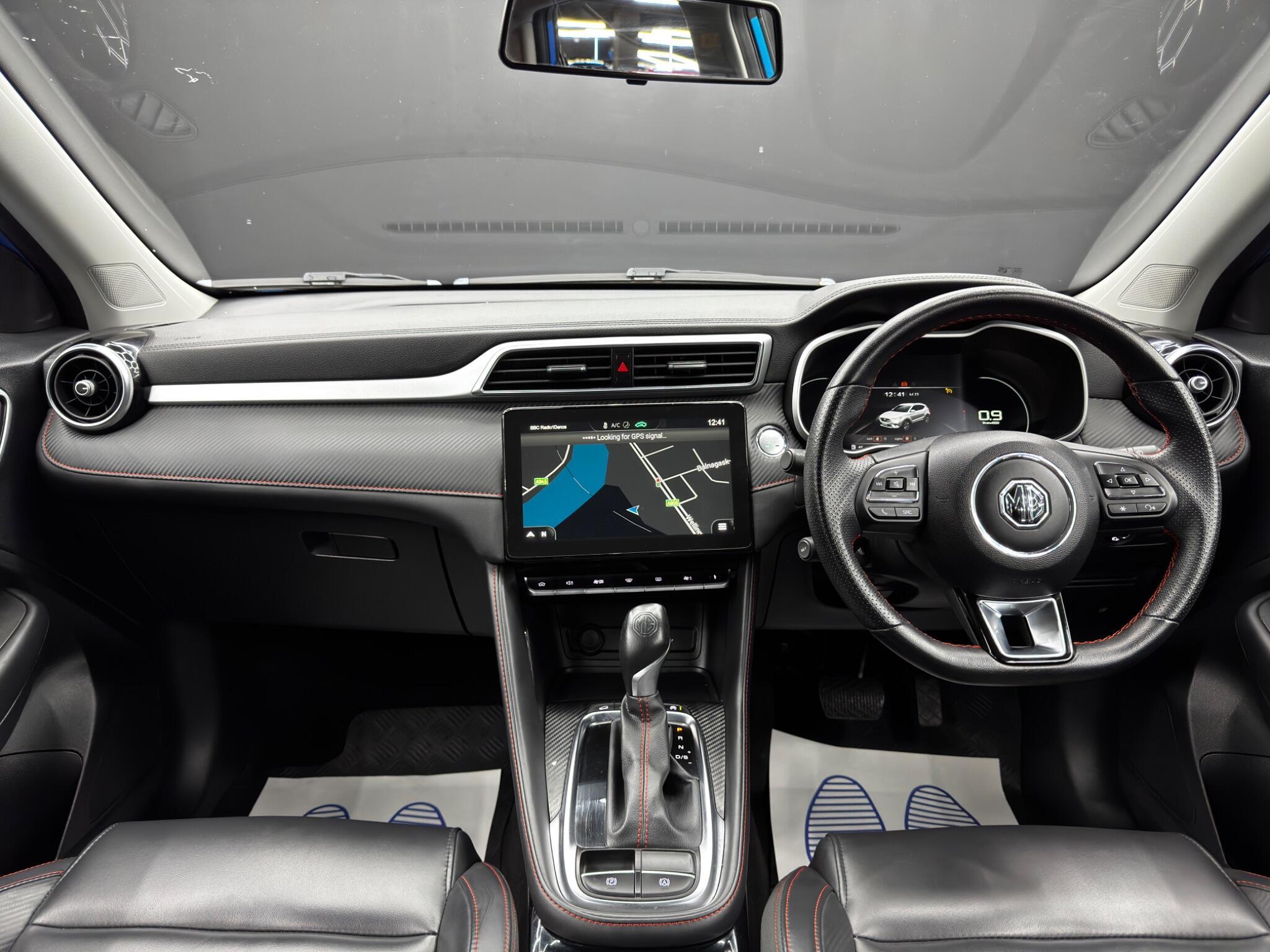 MG MG ZS - Image 10