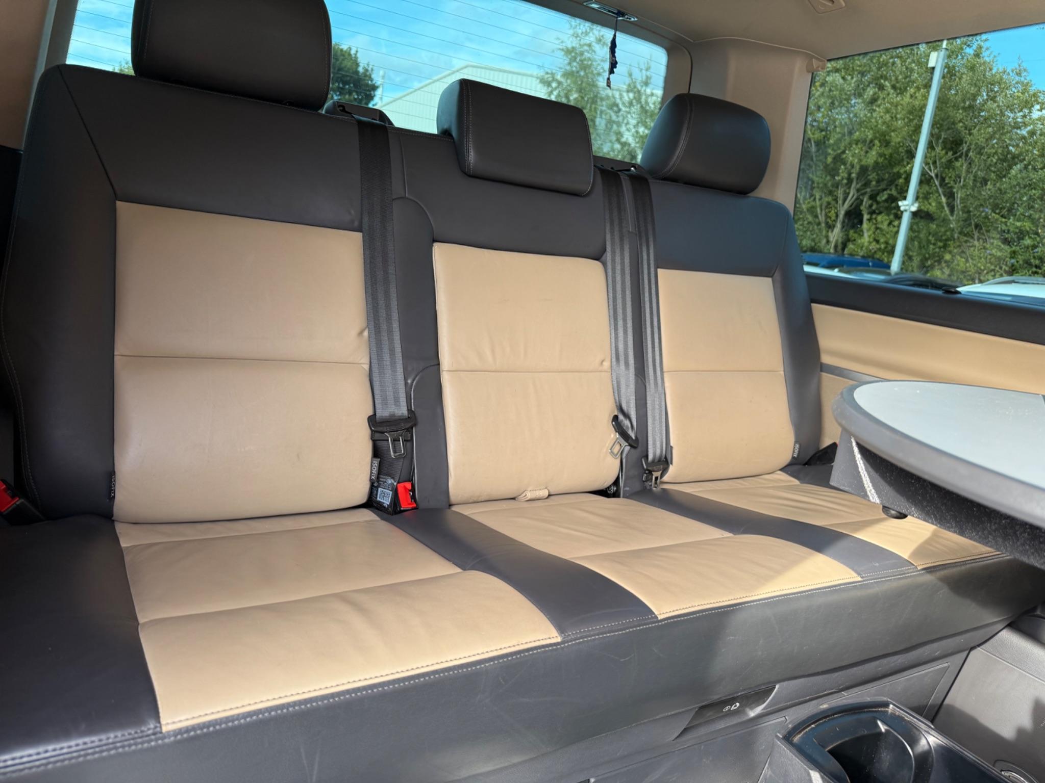 Volkswagen CARAVELLE - Image 48