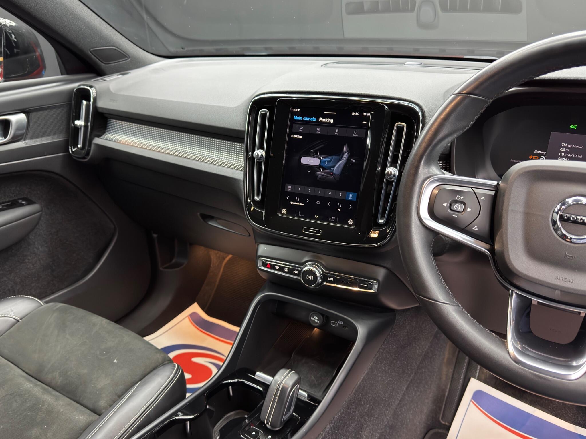 Volvo XC40 - Image 24