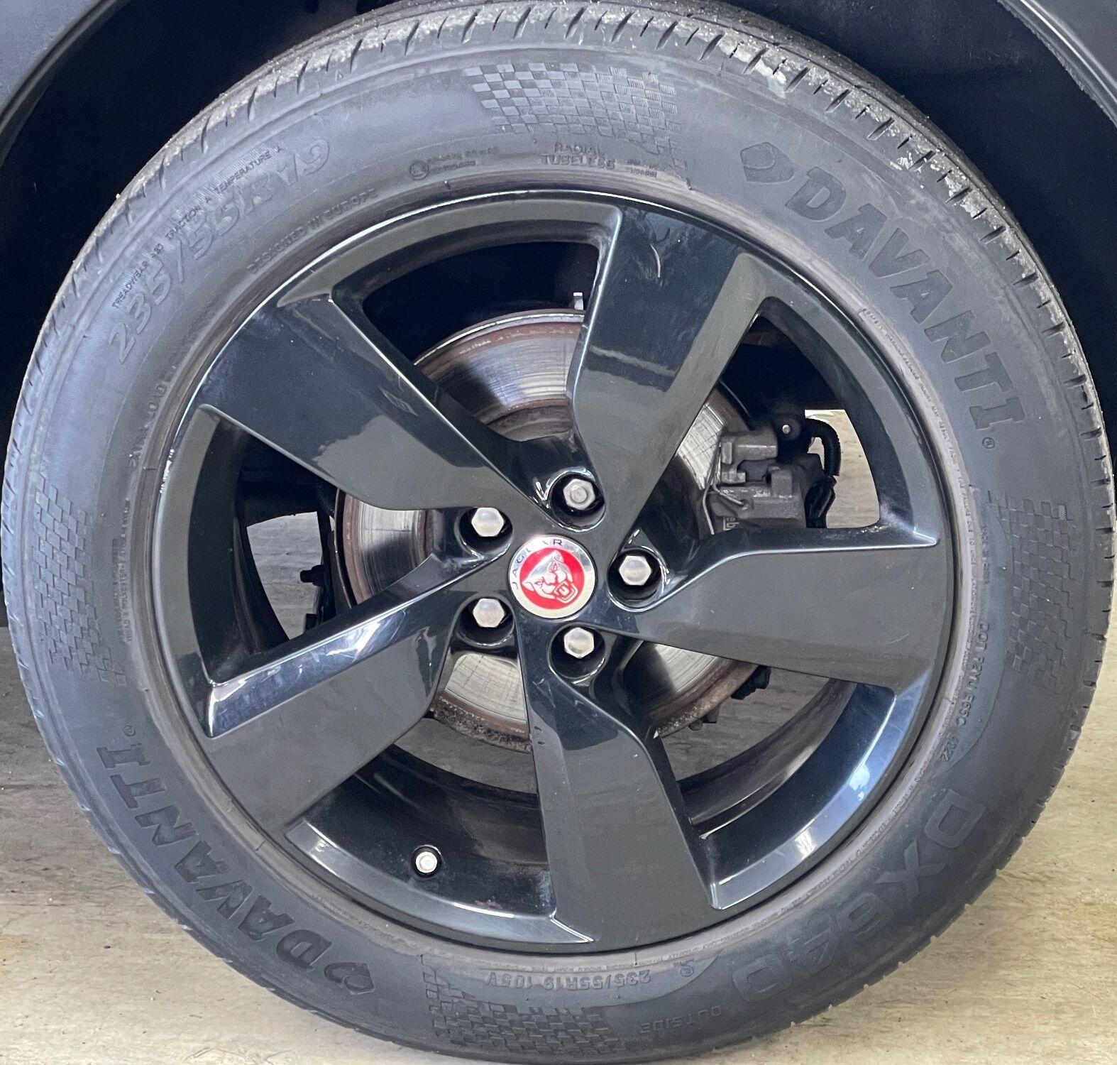 Jaguar E-Pace - Image 16