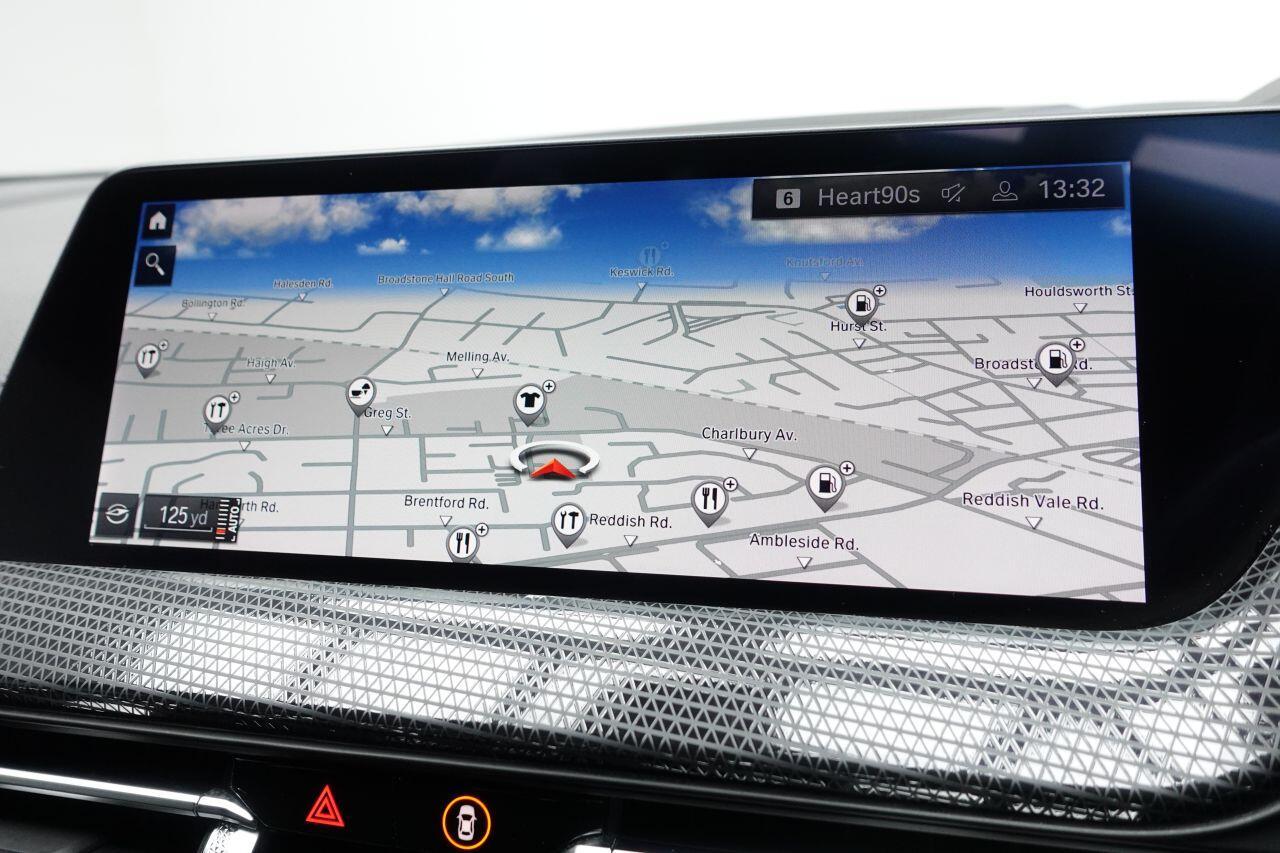 BMW 1 Series - Image 2