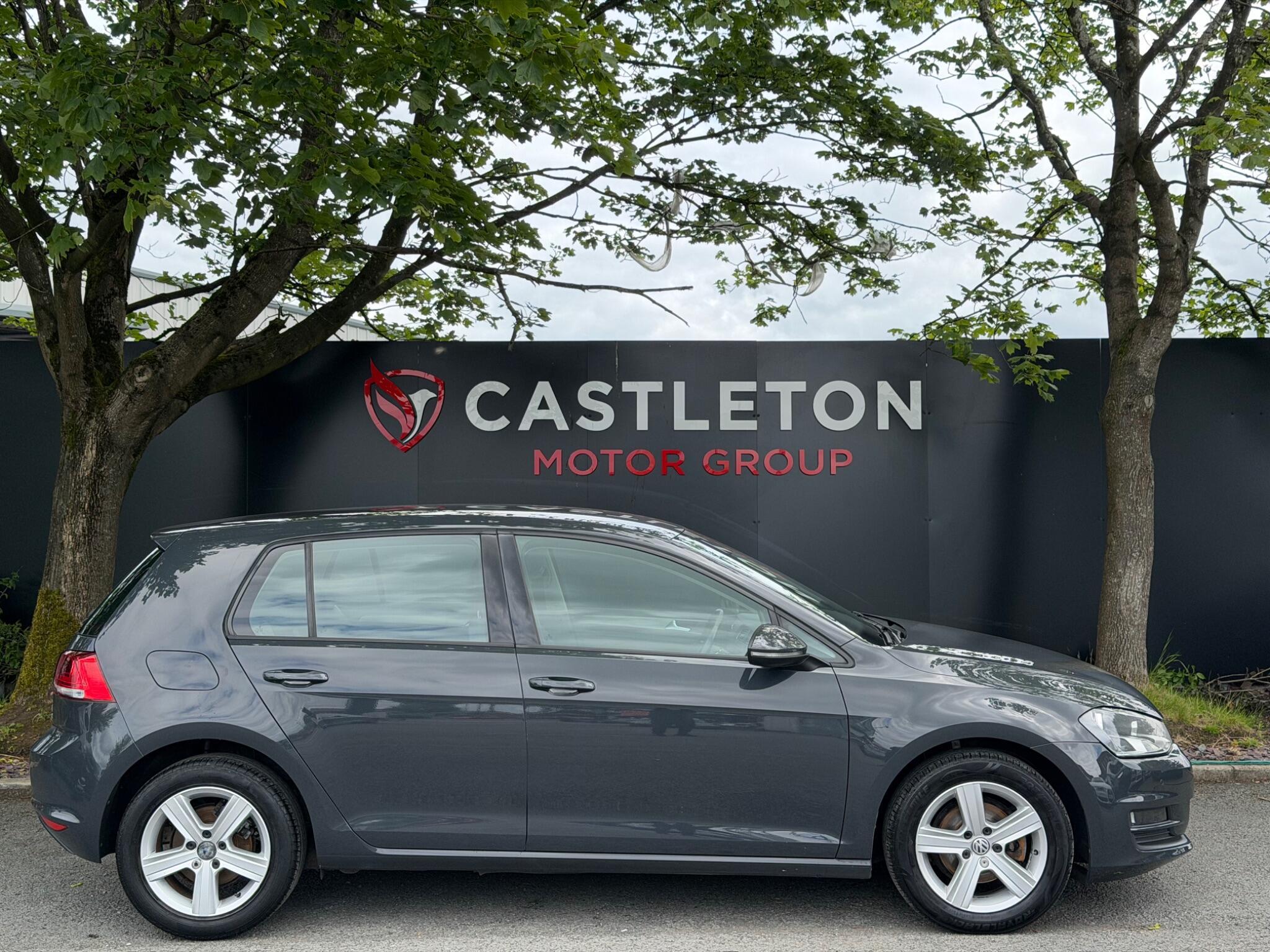 Volkswagen Golf - Image 15