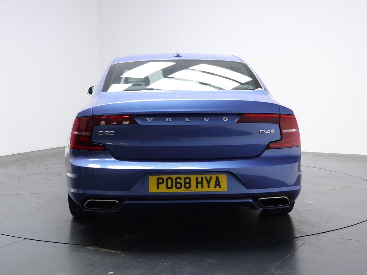 Volvo S90 - Image 12