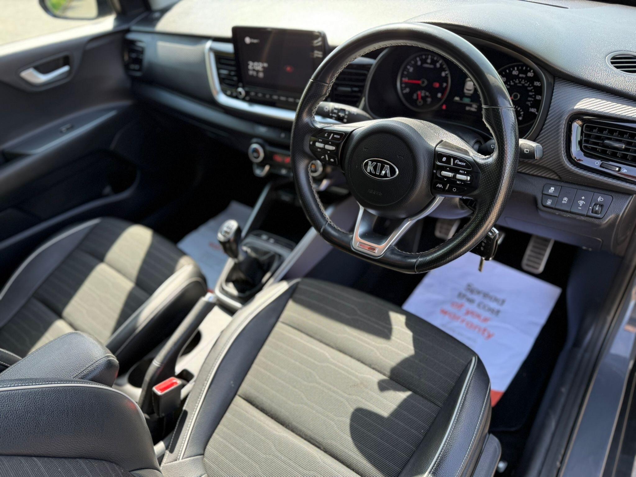 Kia Stonic - Image 56