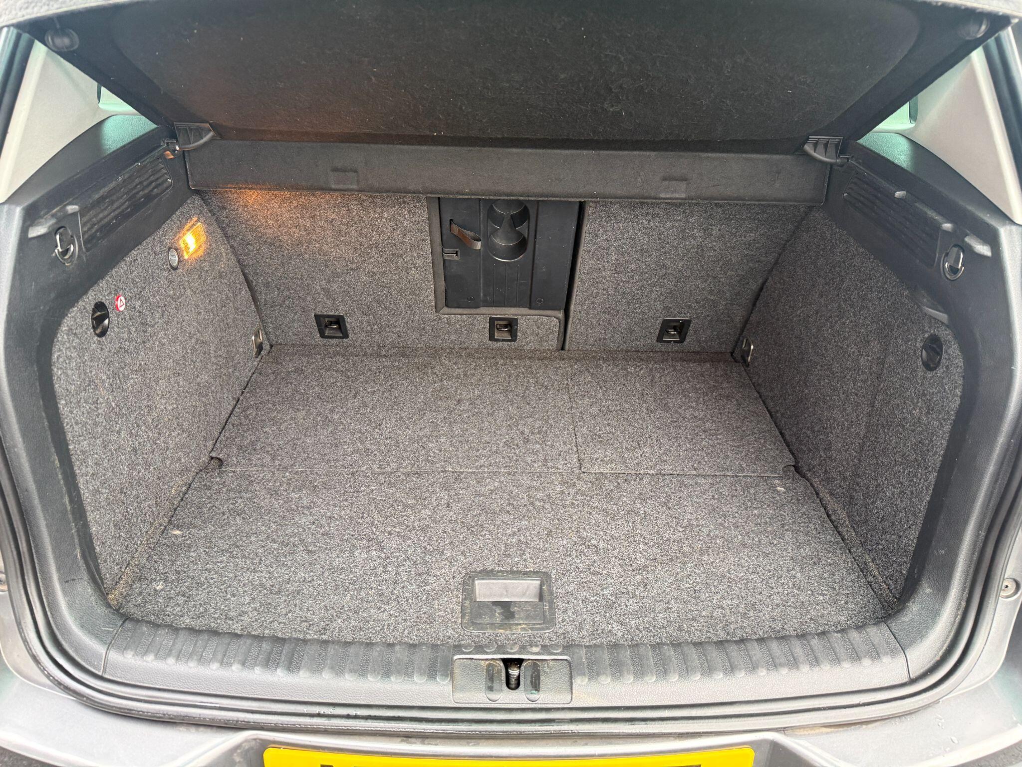 Volkswagen Tiguan - Image 70