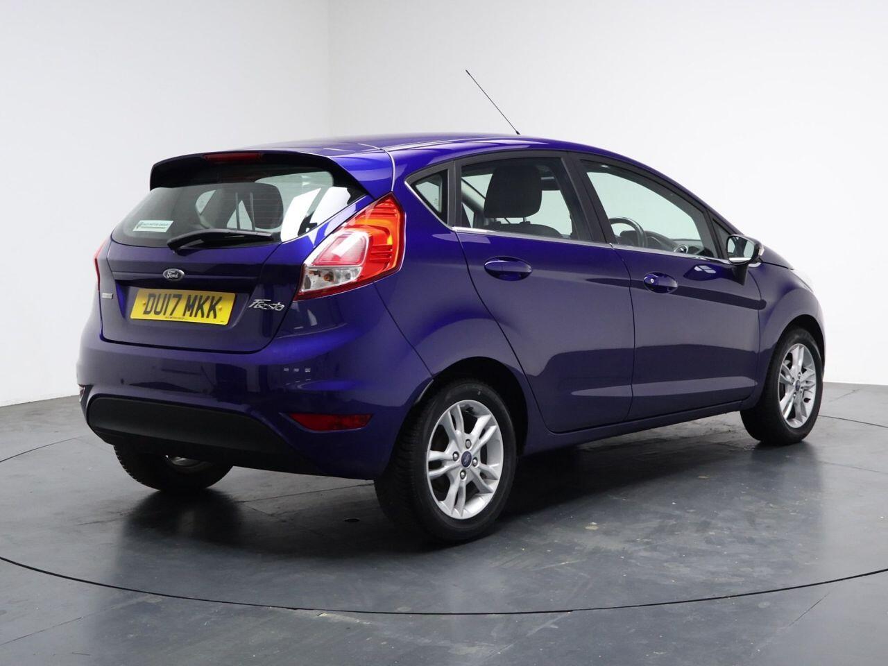 Ford Fiesta - Image 12
