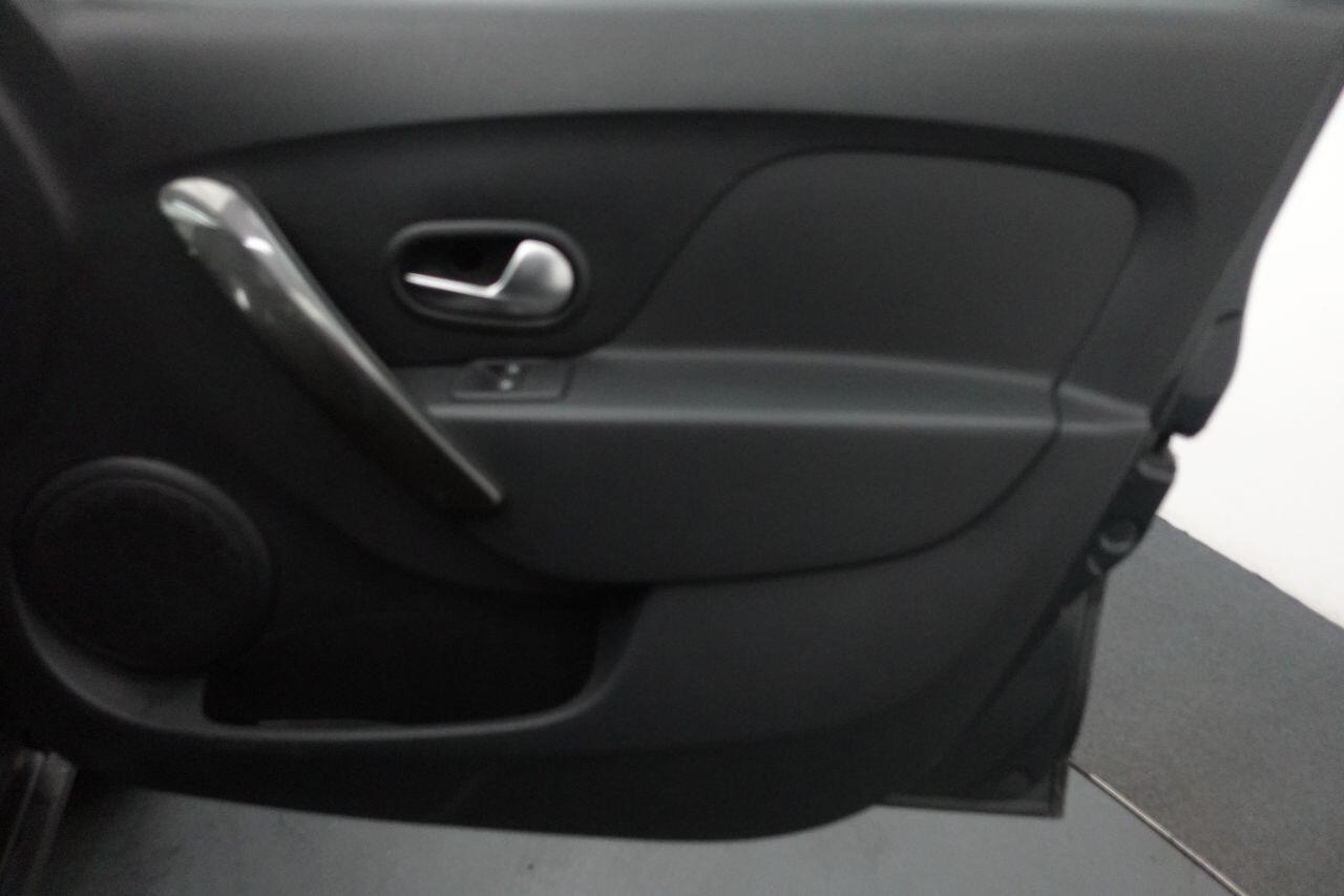 Dacia Sandero Stepway - Image 17