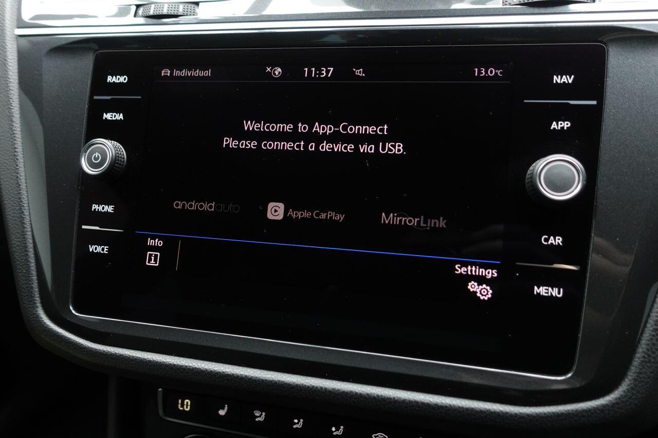 Volkswagen Tiguan - Image 18