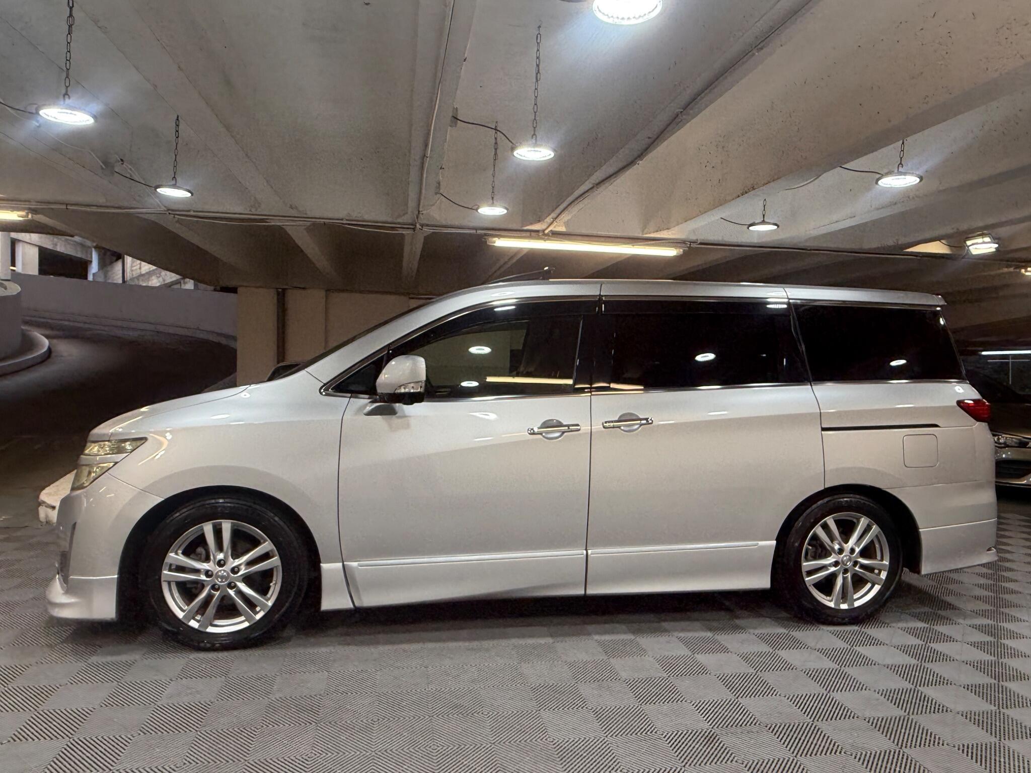 Nissan Elgrand - Image 3