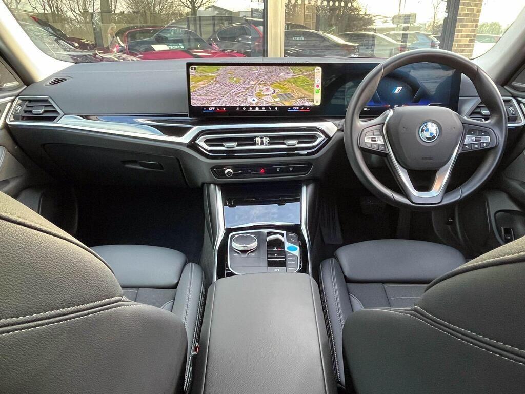 BMW I4 - Image 5