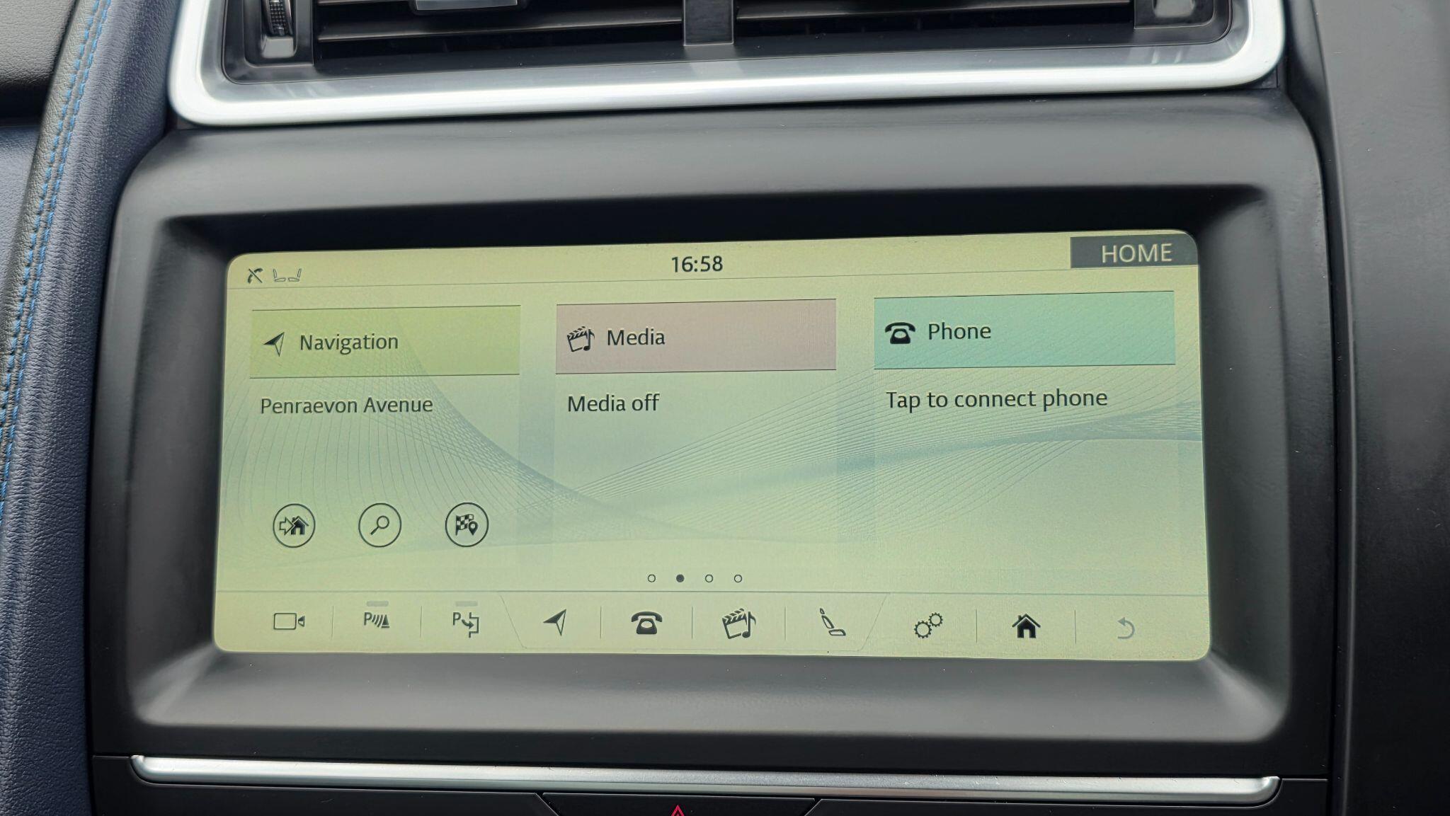 Jaguar E-Pace - Image 35