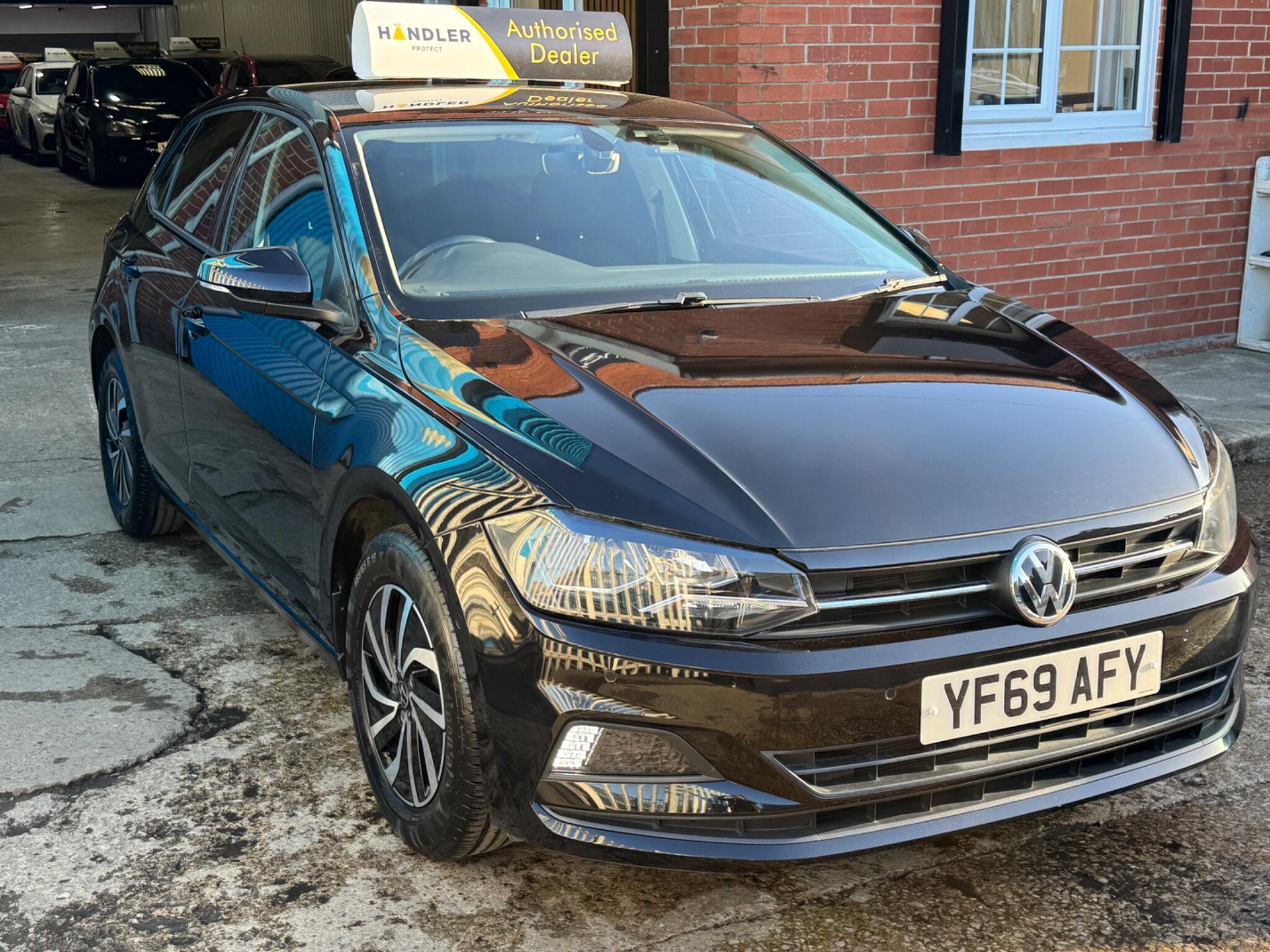 Volkswagen Polo - Image 9