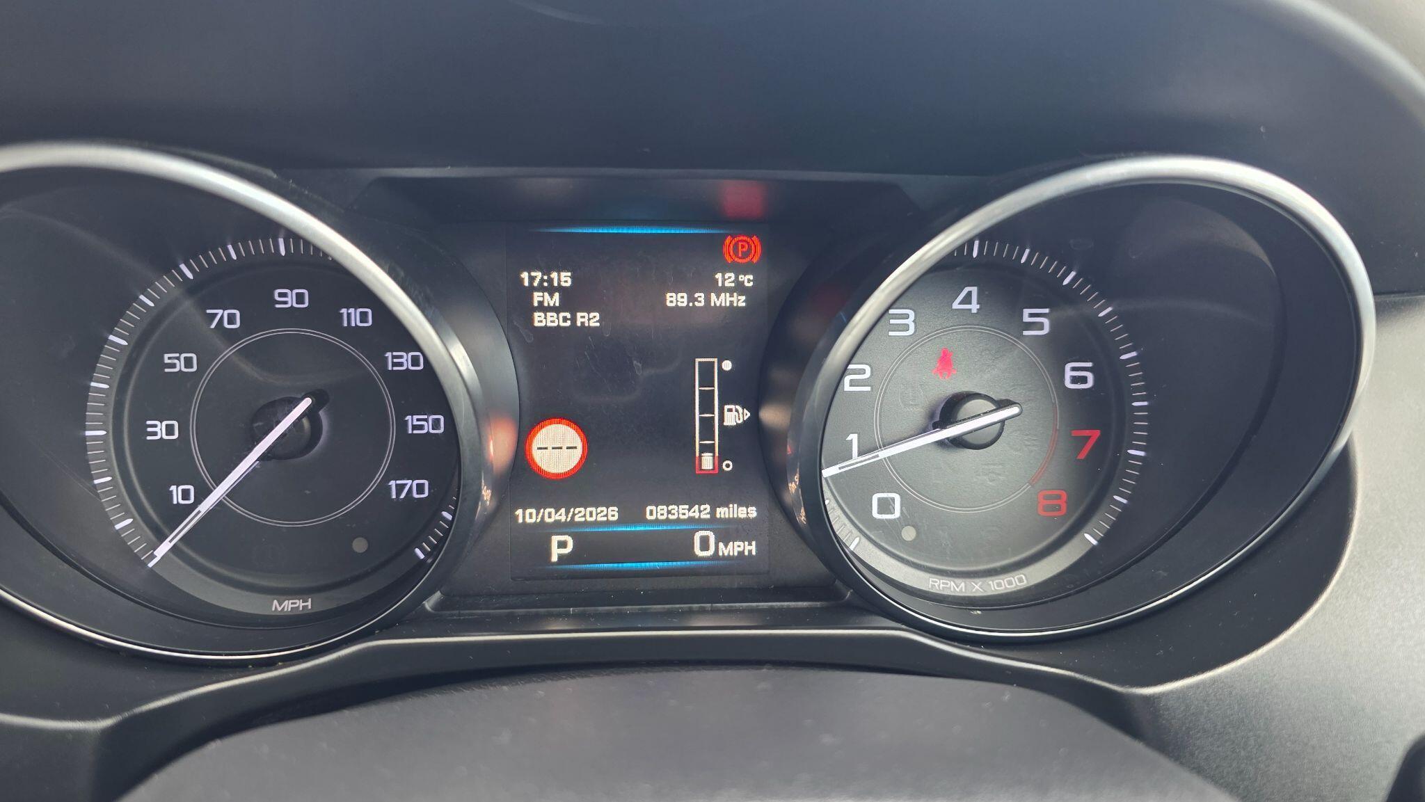 Jaguar XE - Image 31