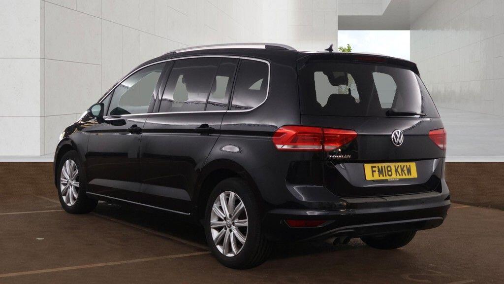 Volkswagen Touran - Image 3