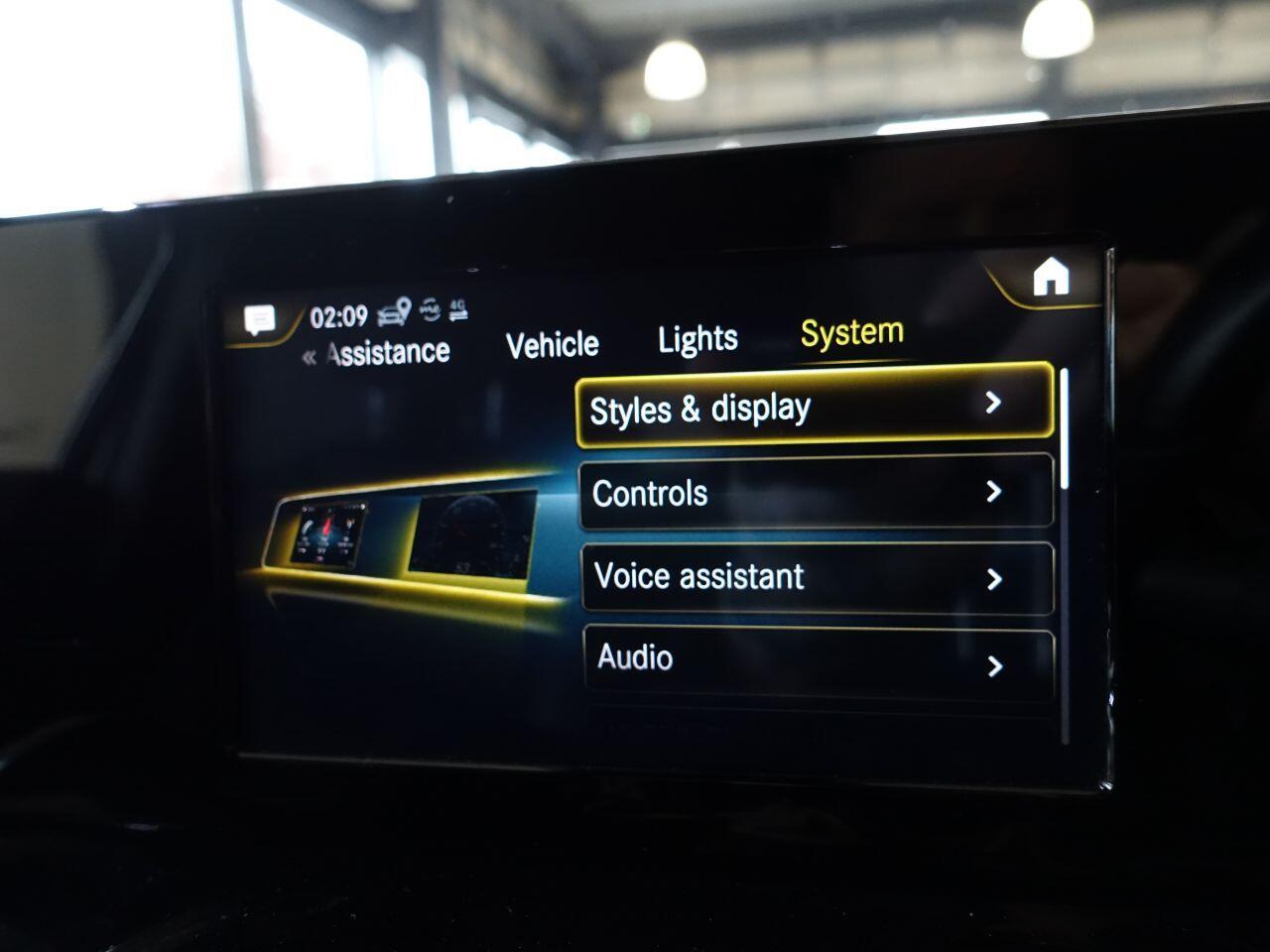 Mercedes-benz GLA - Image 40