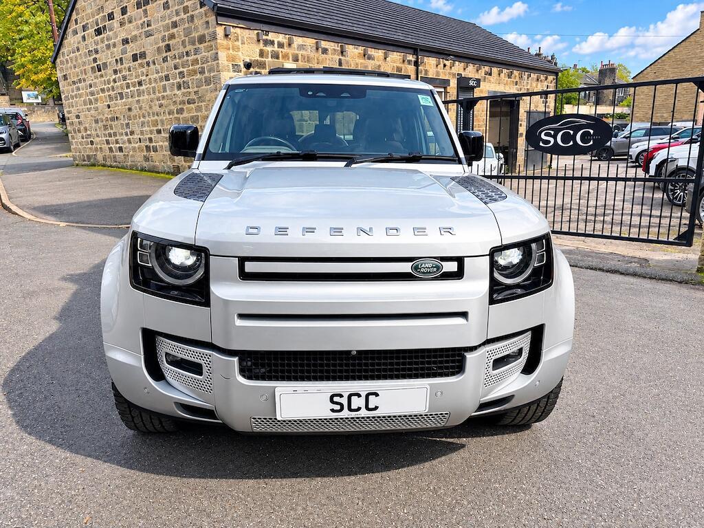 Land Rover Defender 110 - Image 5