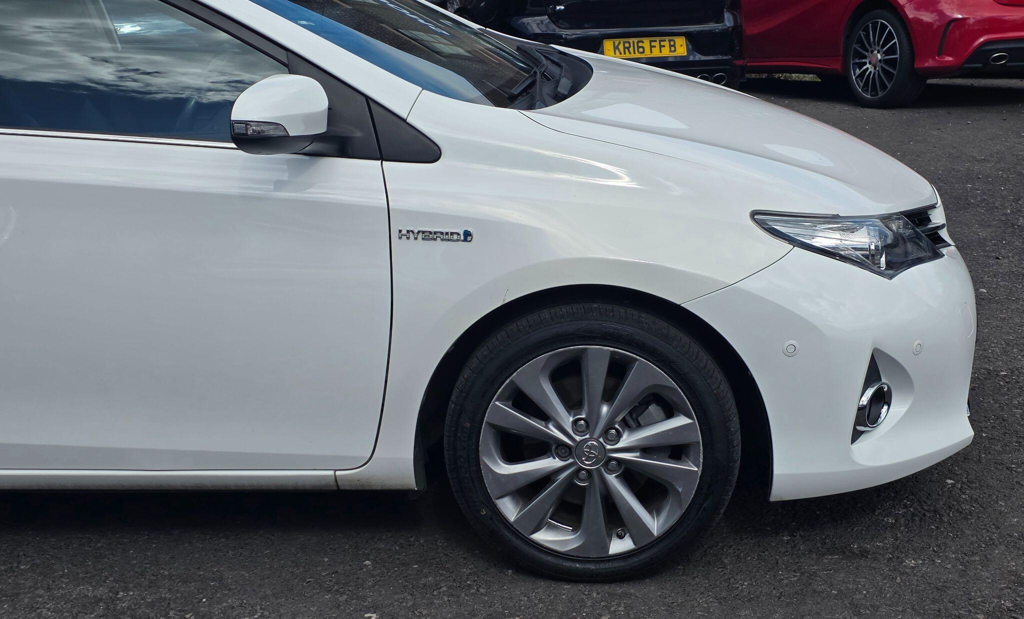 Toyota Auris - Image 9