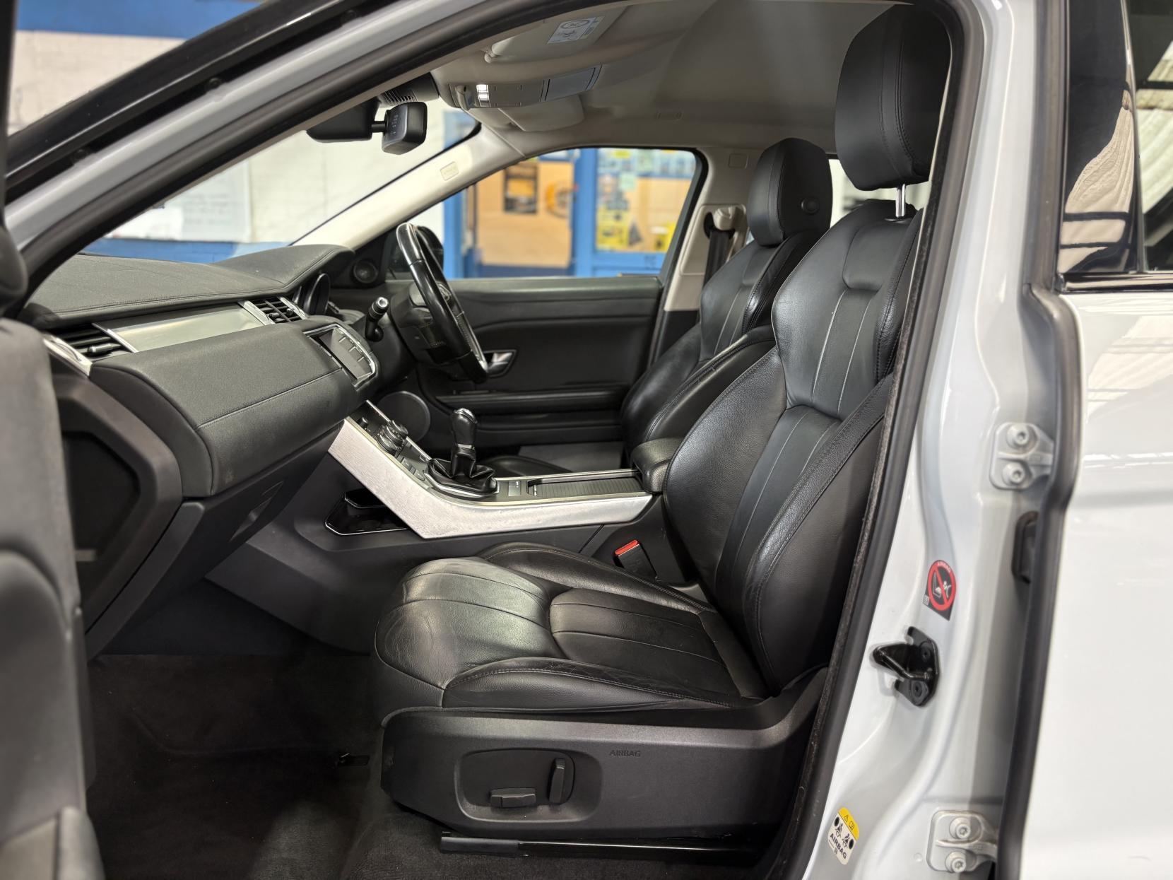 Land Rover Range Rover Evoque - Image 20