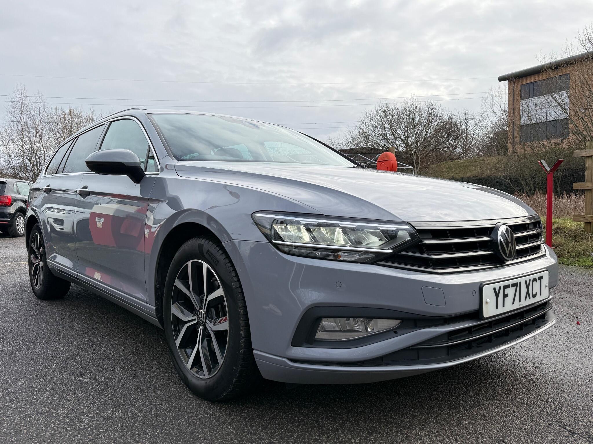 Volkswagen Passat - Image 5