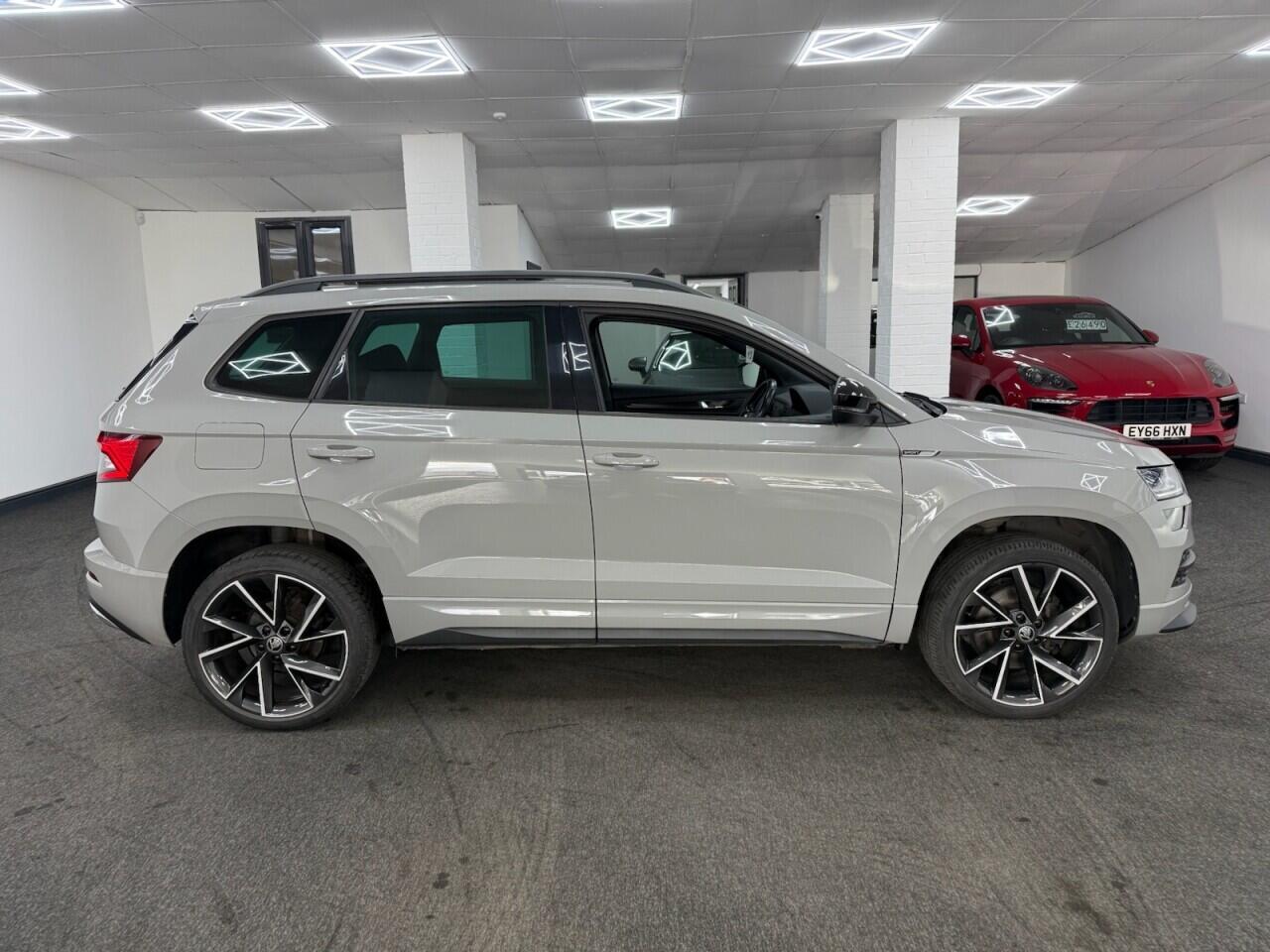 Skoda Karoq - Image 5