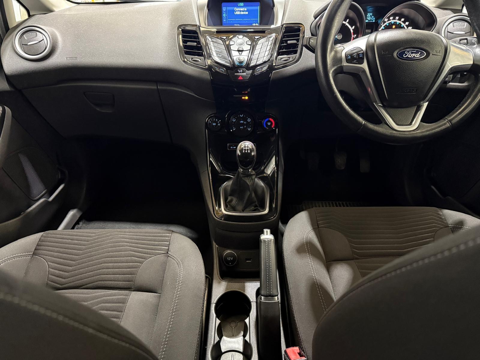 Ford Fiesta - Image 29
