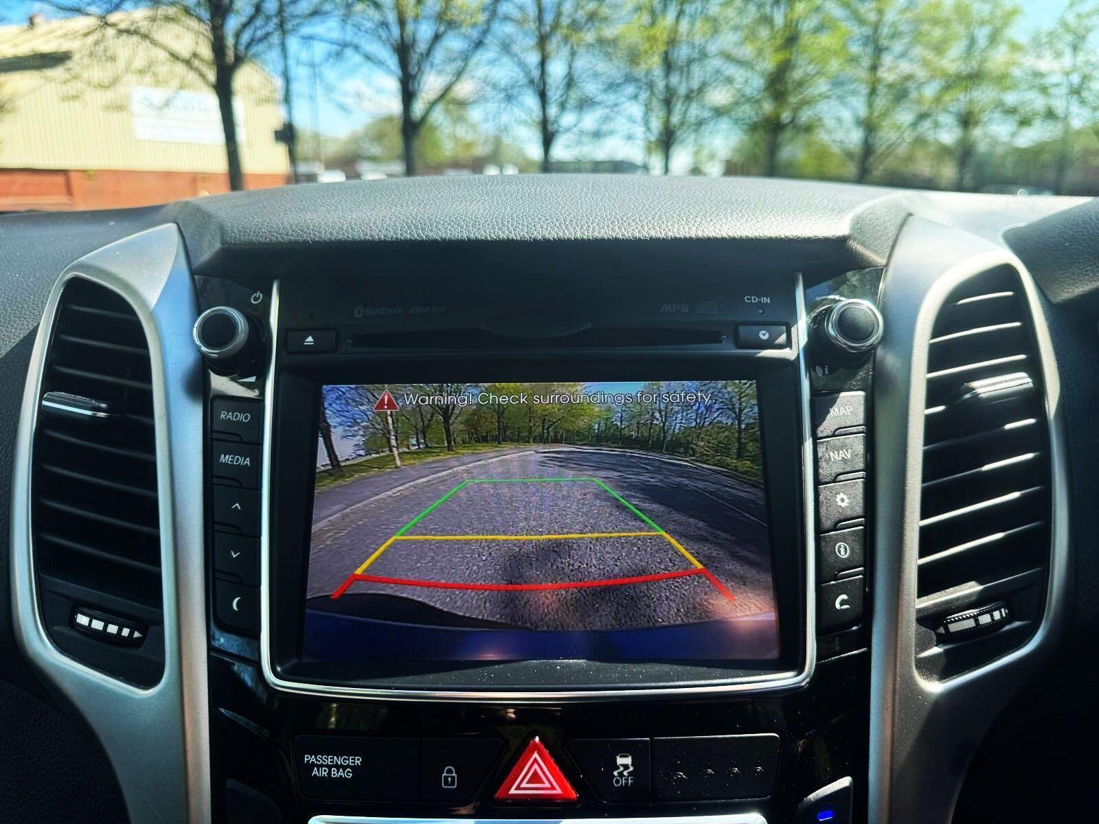 Hyundai i30 - Image 35