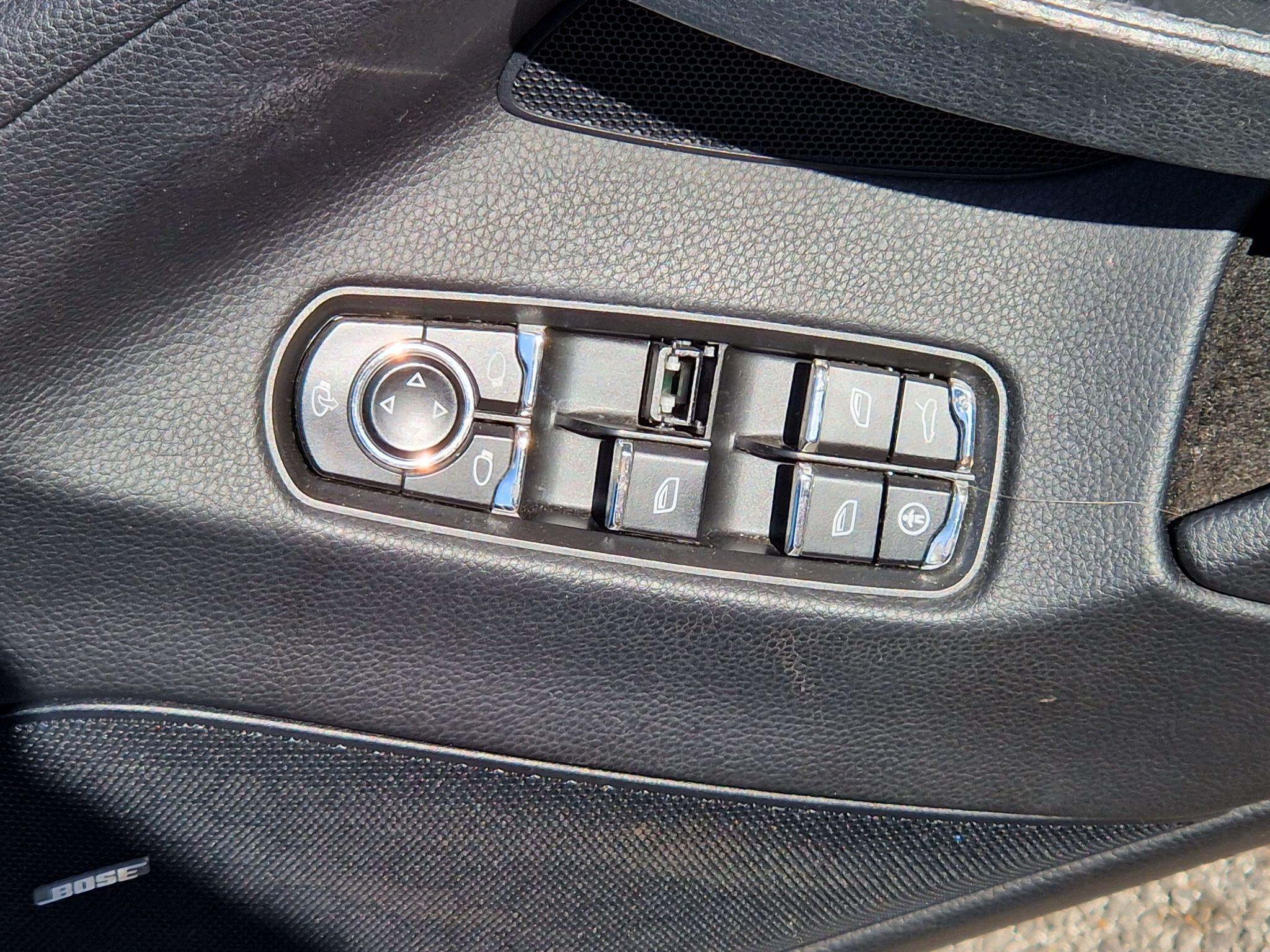Porsche Panamera - Image 14