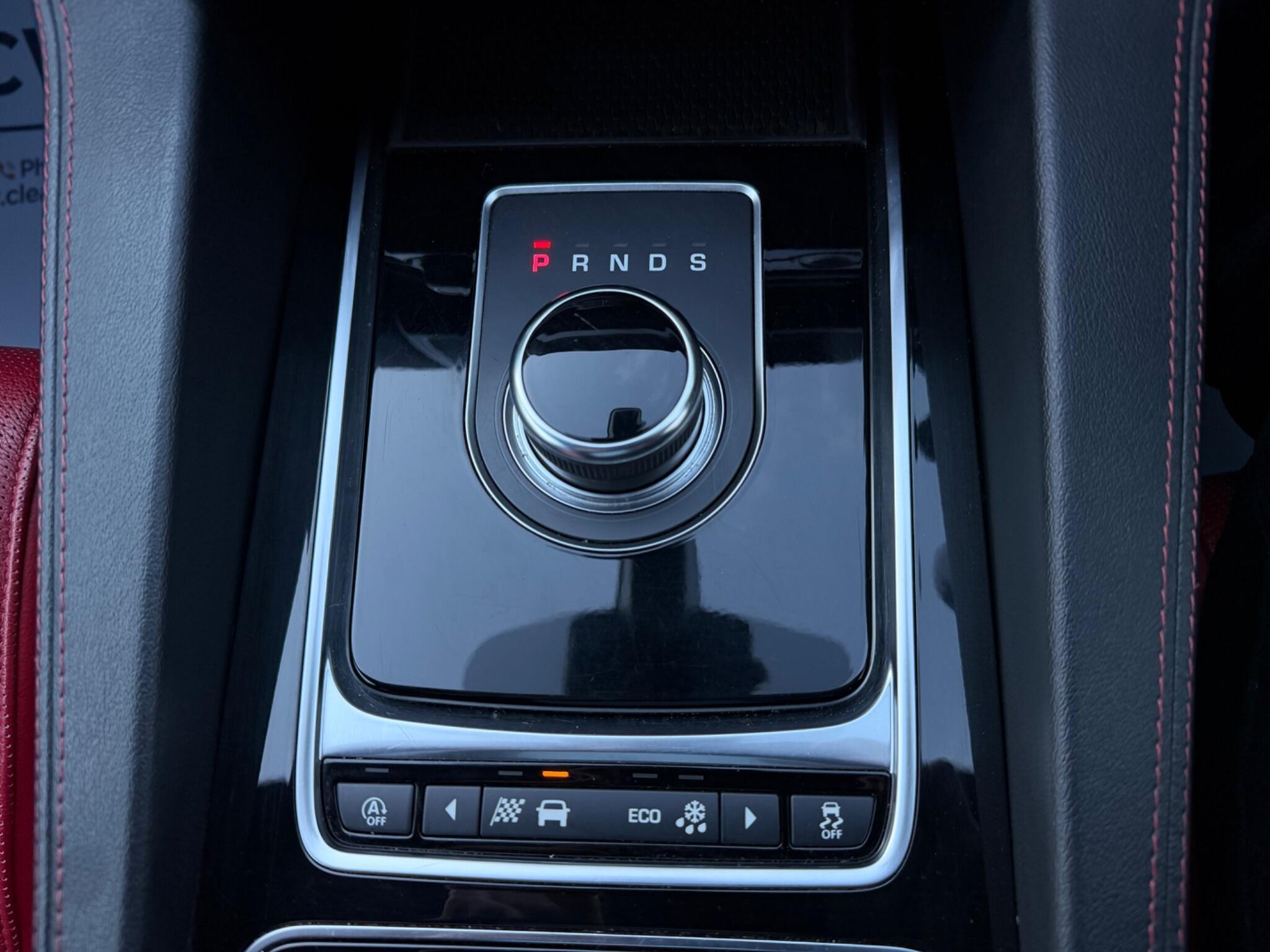 Jaguar F-Pace - Image 70