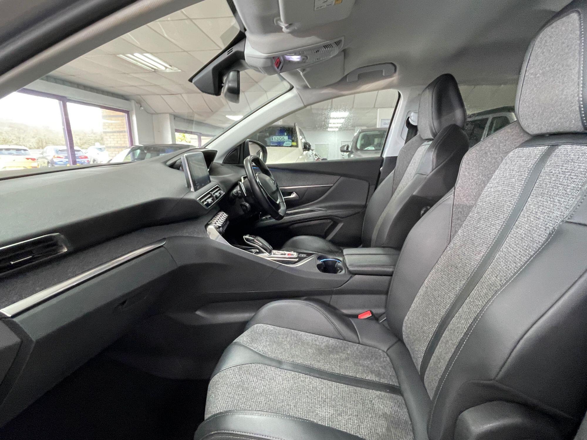 Peugeot 5008 - Image 33