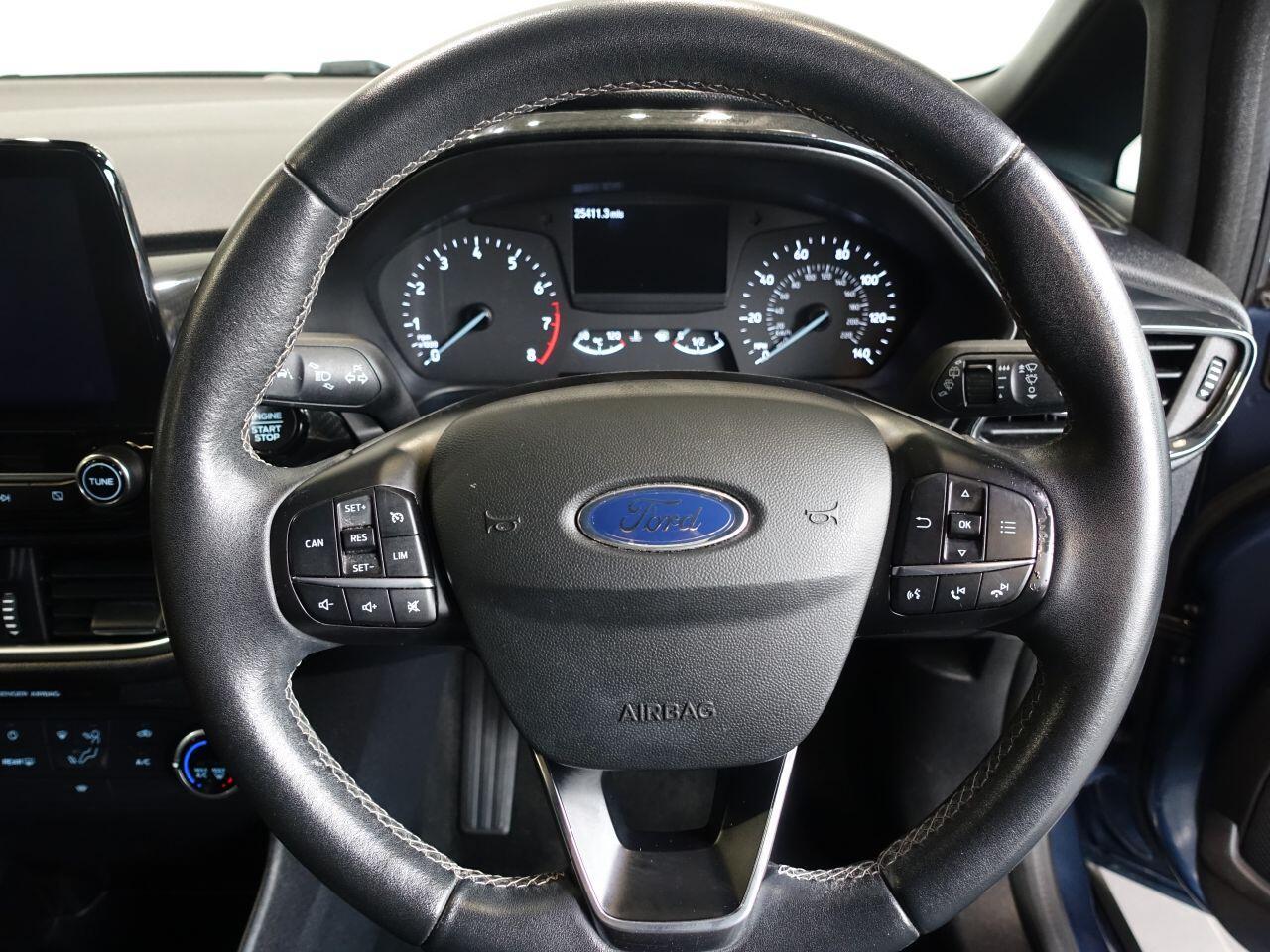 Ford Fiesta - Image 19