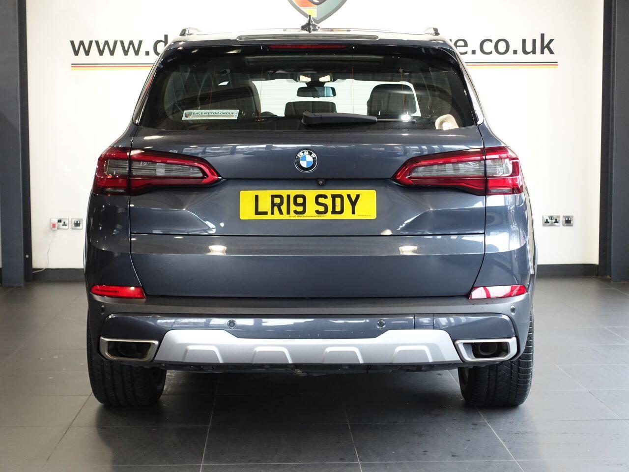 BMW X5 - Image 10