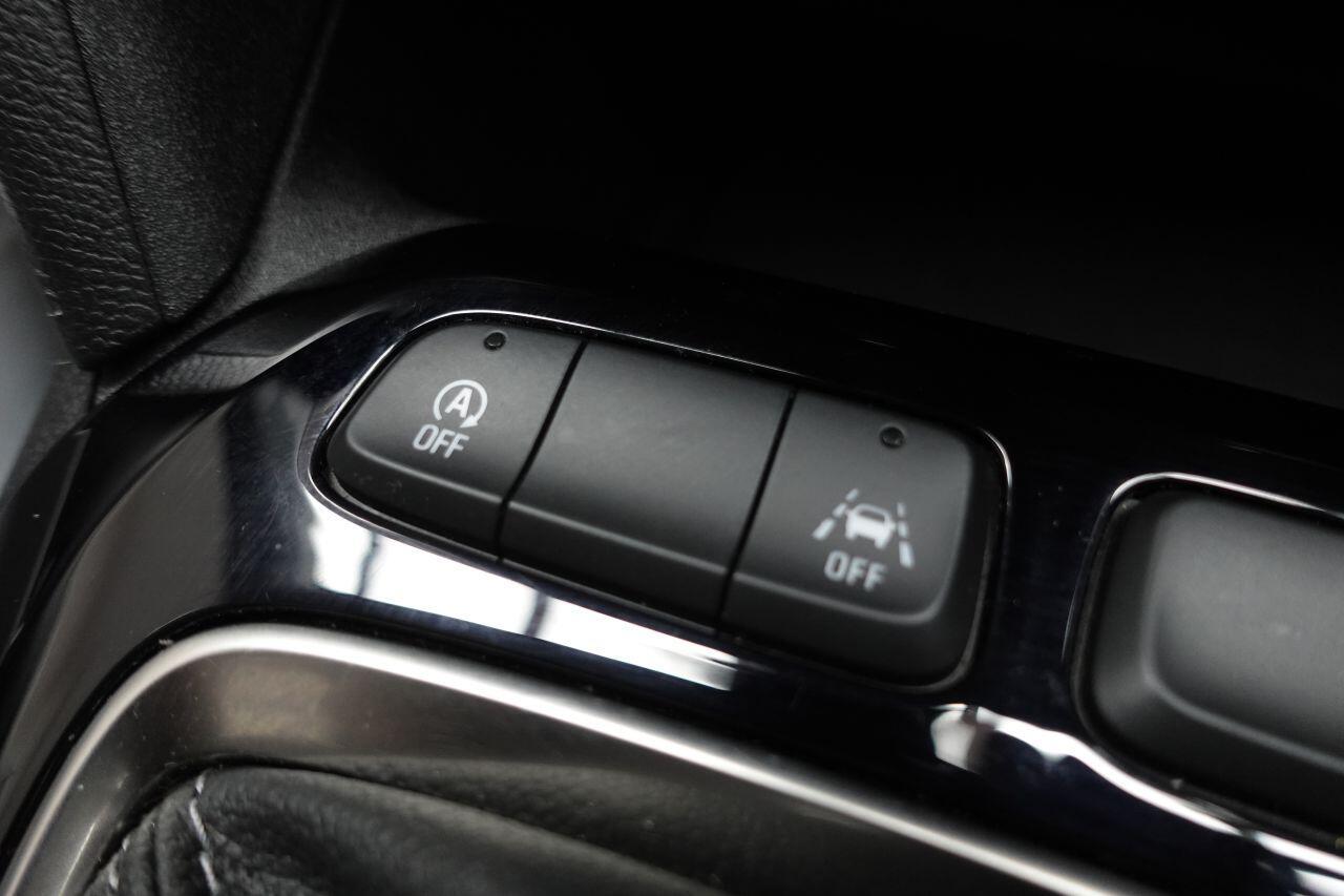 Vauxhall Corsa - Image 29