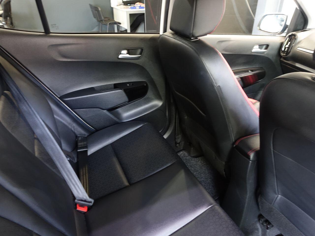 Kia Picanto - Image 15