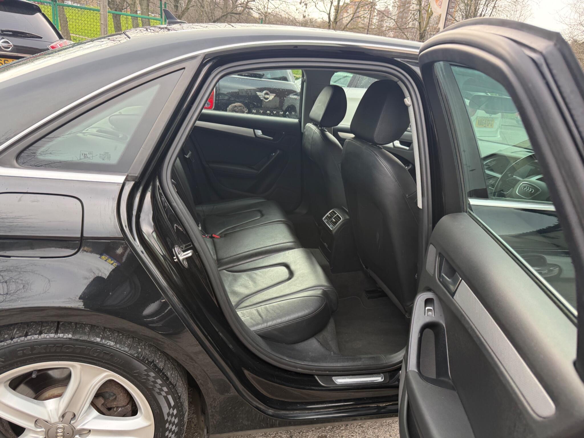 Audi A4 - Image 24