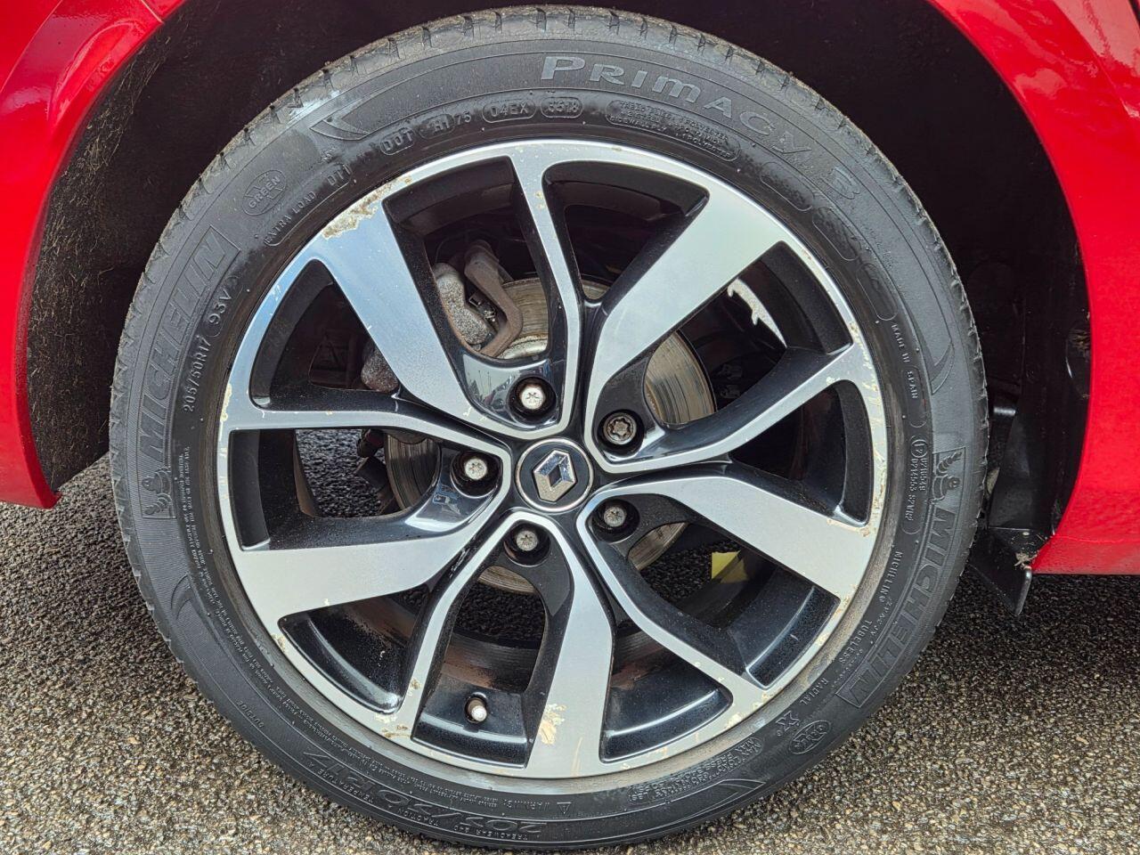 Renault Megane - Image 30