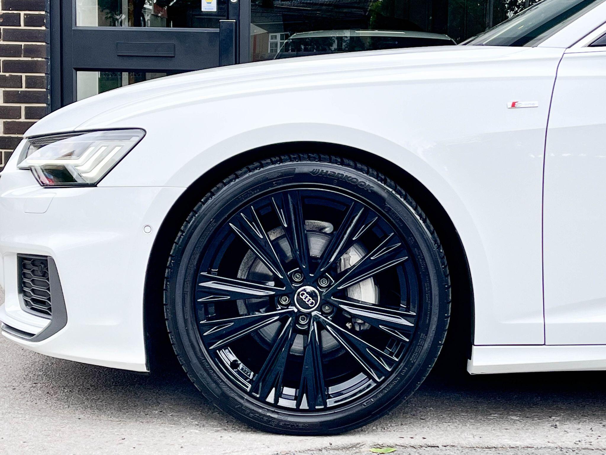 Audi A6 Saloon - Image 23