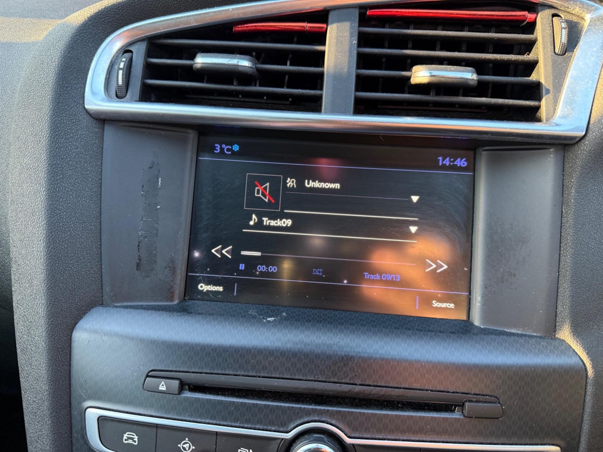 DS AUTOMOBILES DS 4 CROSSBACK - Image 11